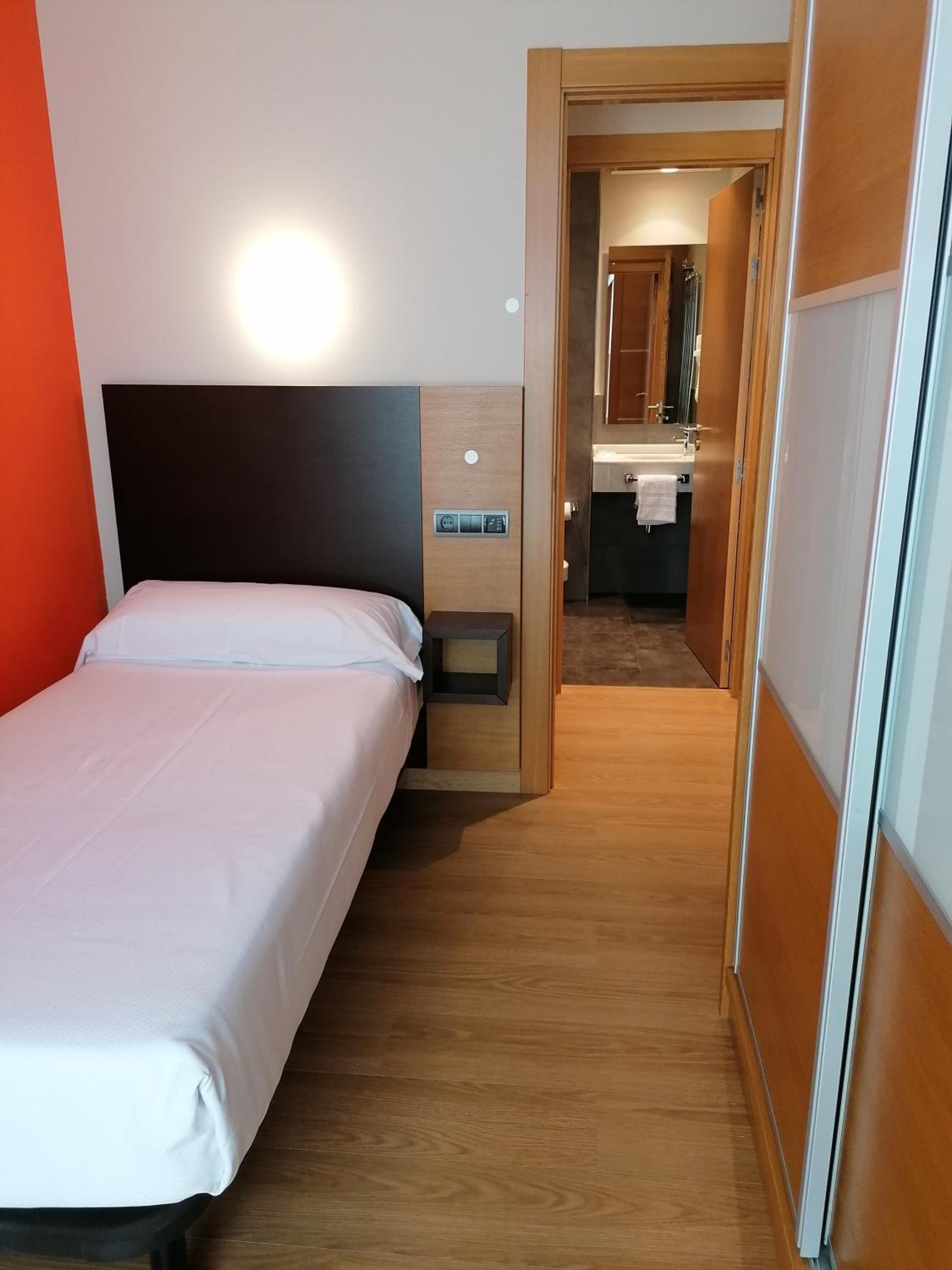 Apartamentos Maritimo Ris con garaje