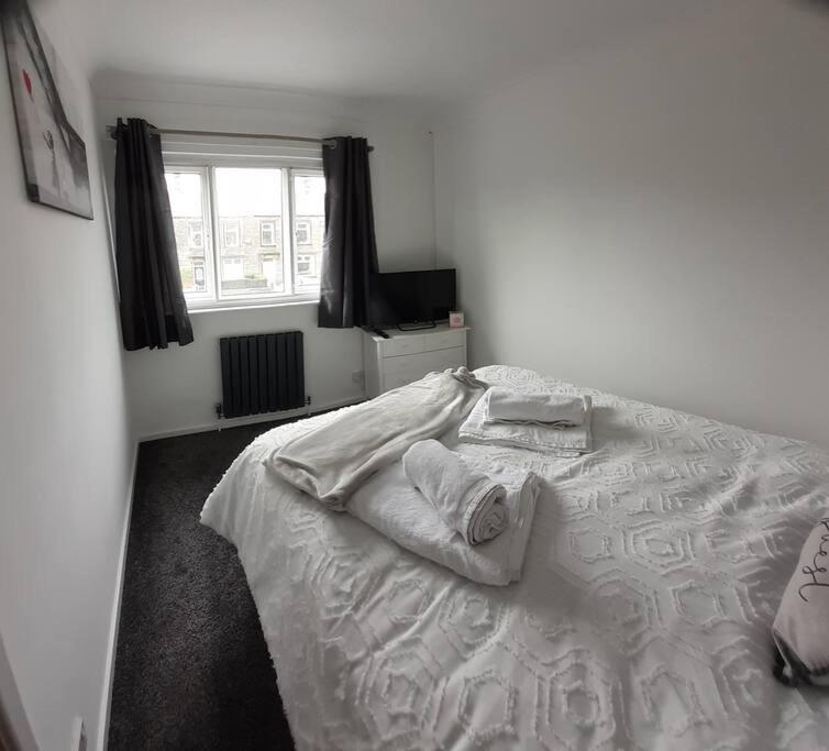 Alexandra place Skipton child and dog friendly view 3