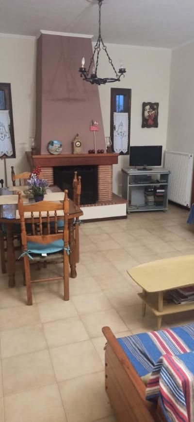 Nikos Holidays House