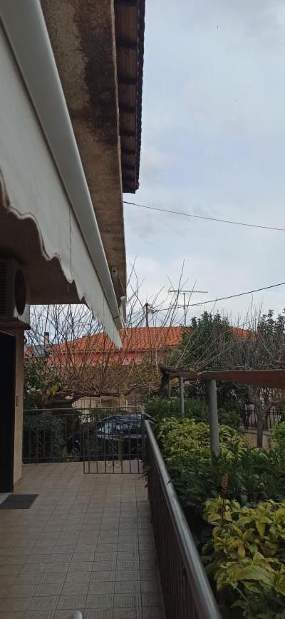 Nikos Holidays House