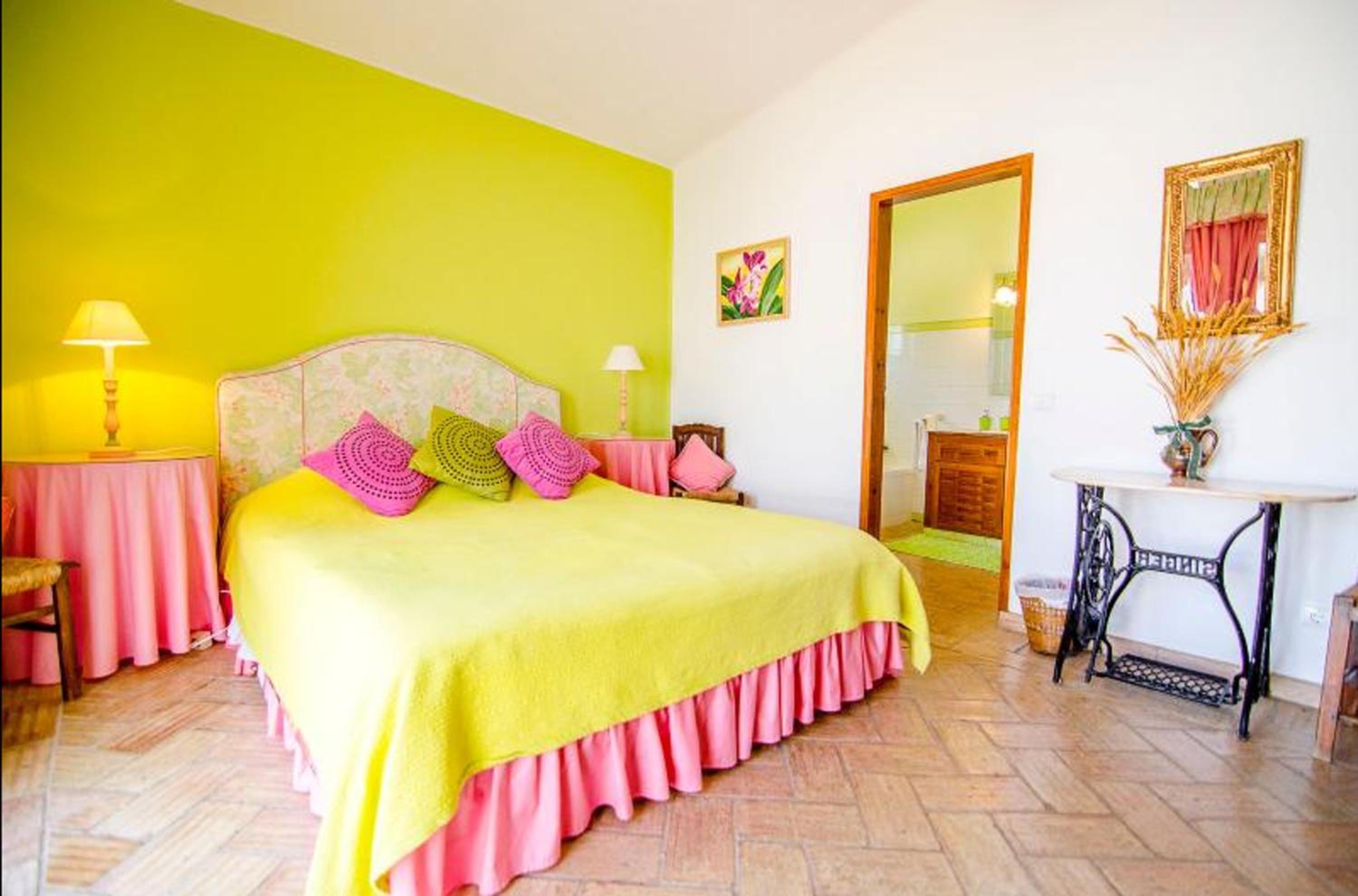 Elegant Villa in Loulé with Private Pool