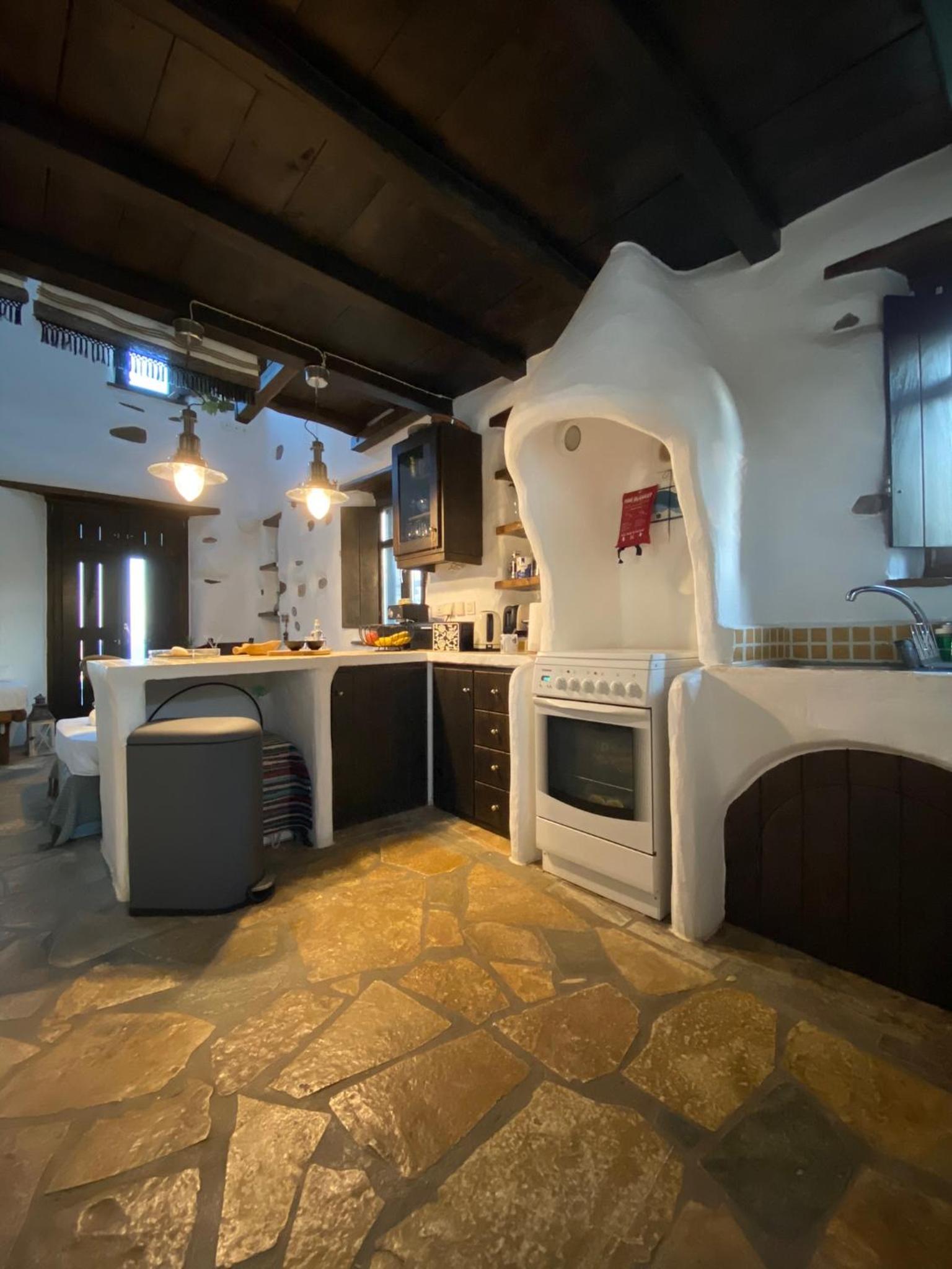 Wood & Stone - Paros view 5