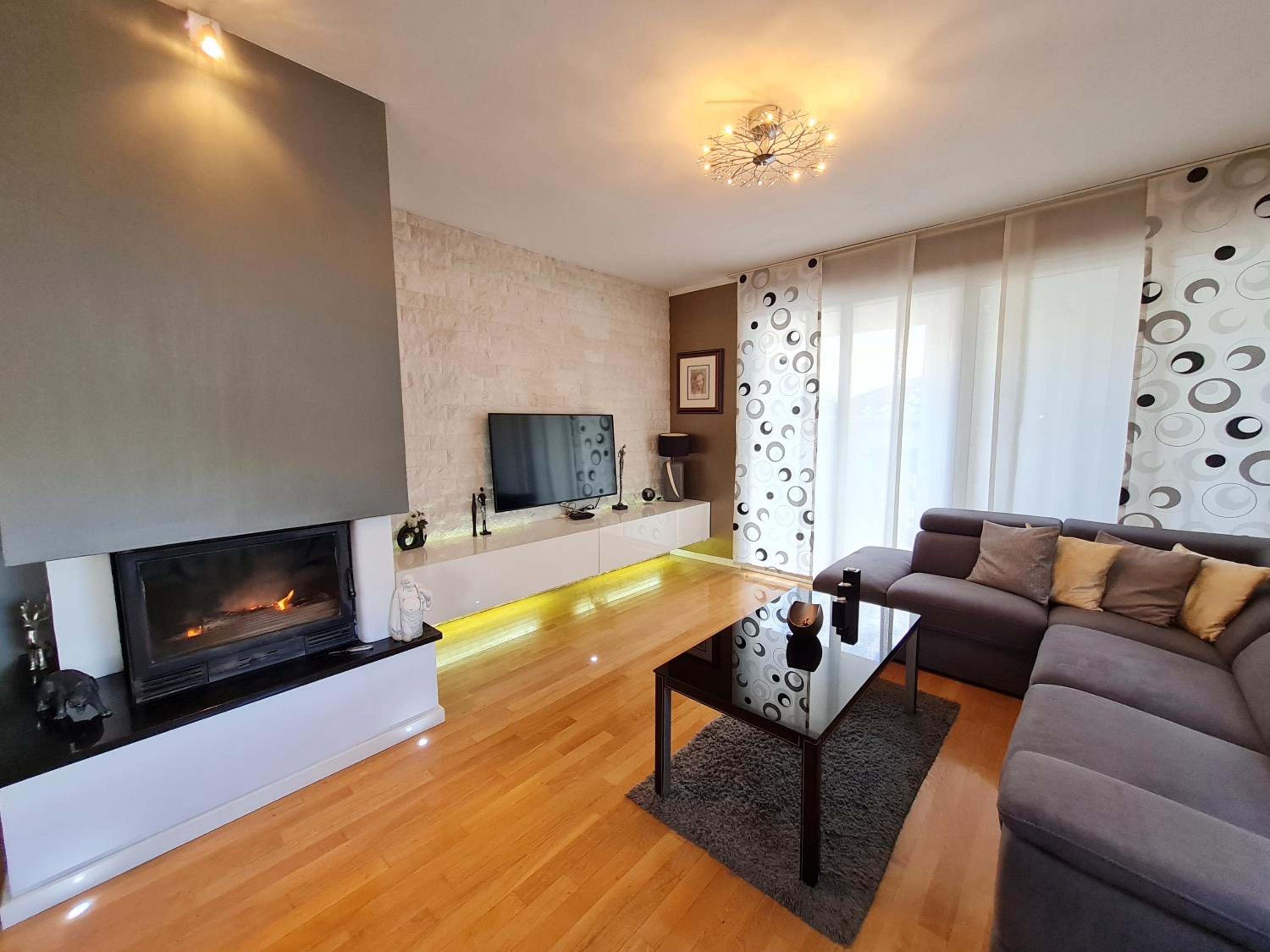 Holiday Home Drago view 2