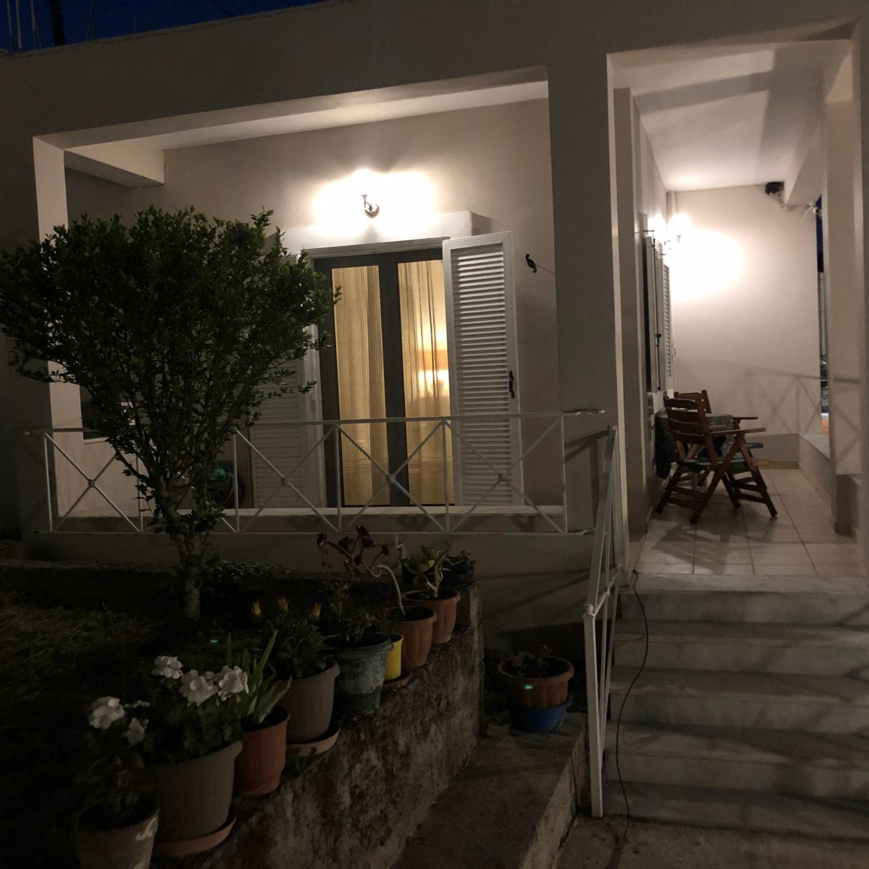 Casa Sofia, casa de vacaciones en Dassia — balance & terrace