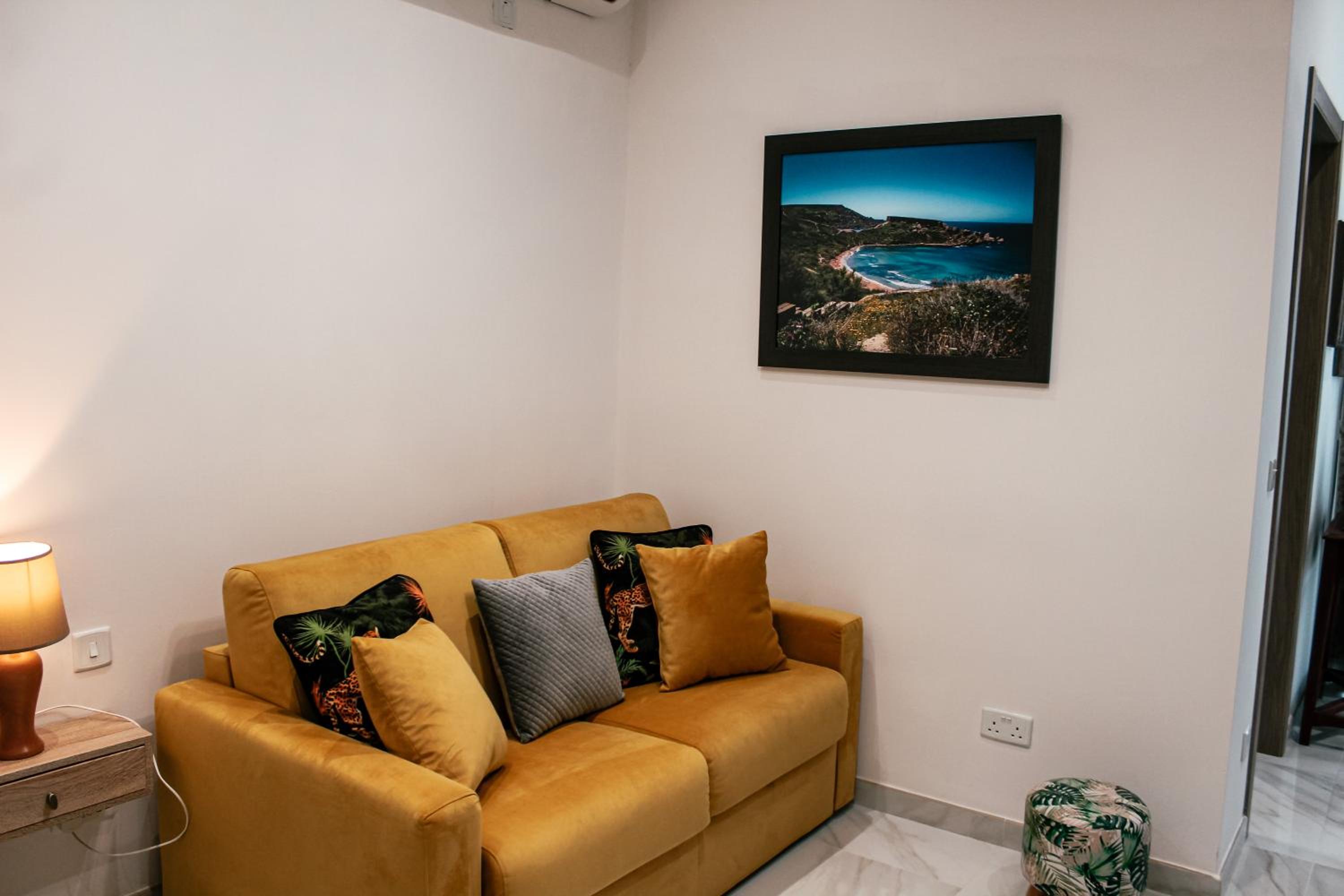 QLiving Central New Apartments Gzira Sliema Promenade - Property Image 75