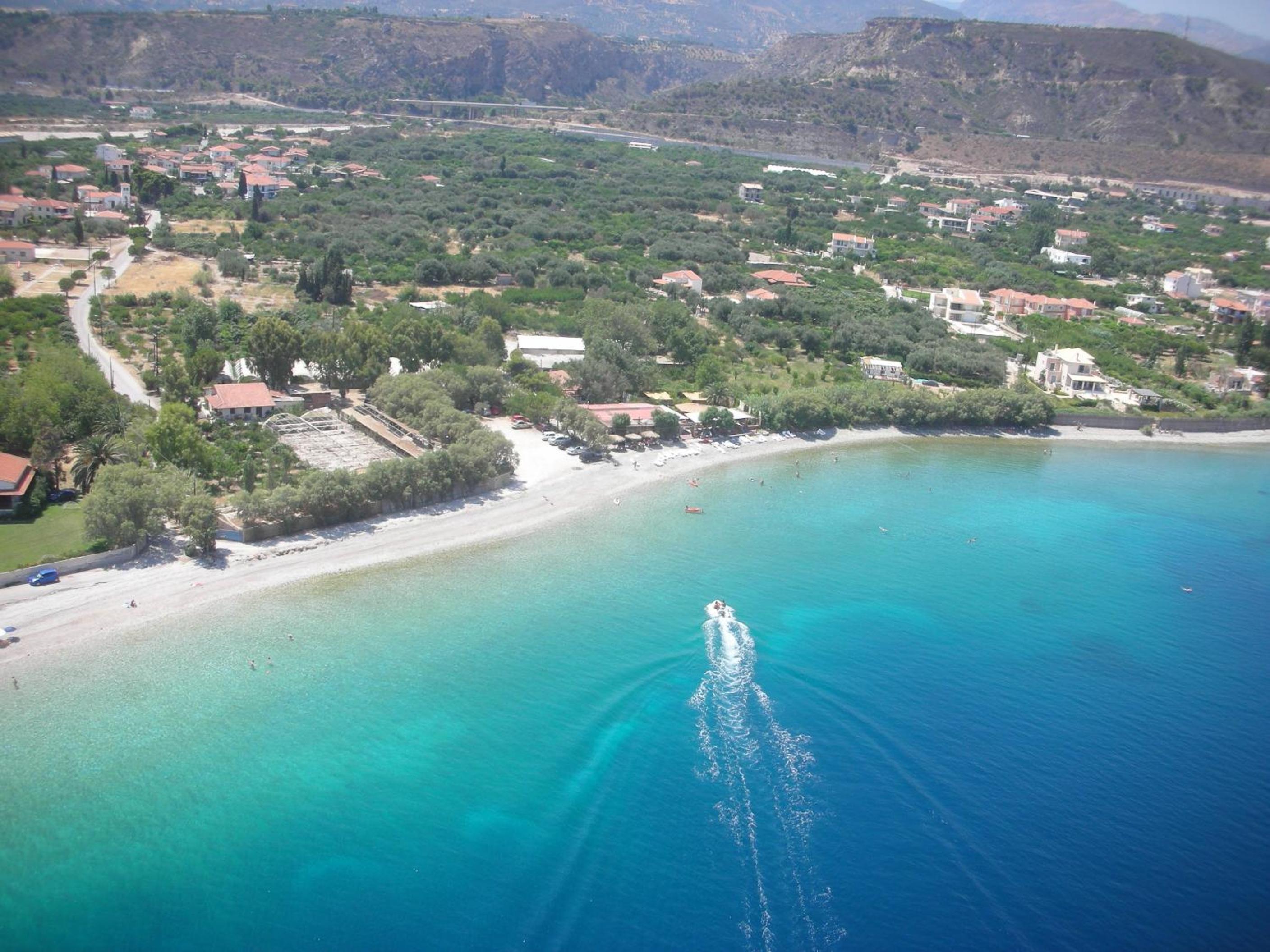 Nikos Holidays House