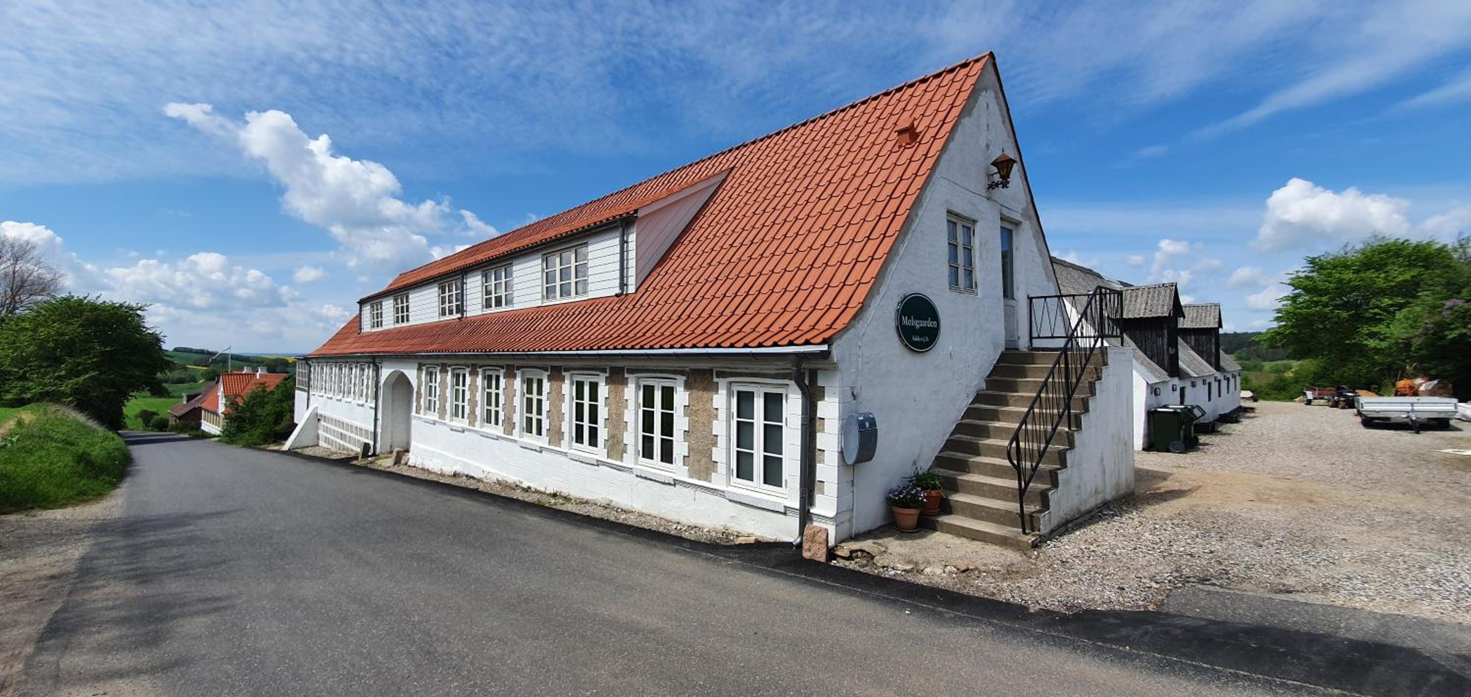 Hos Molsgaarden