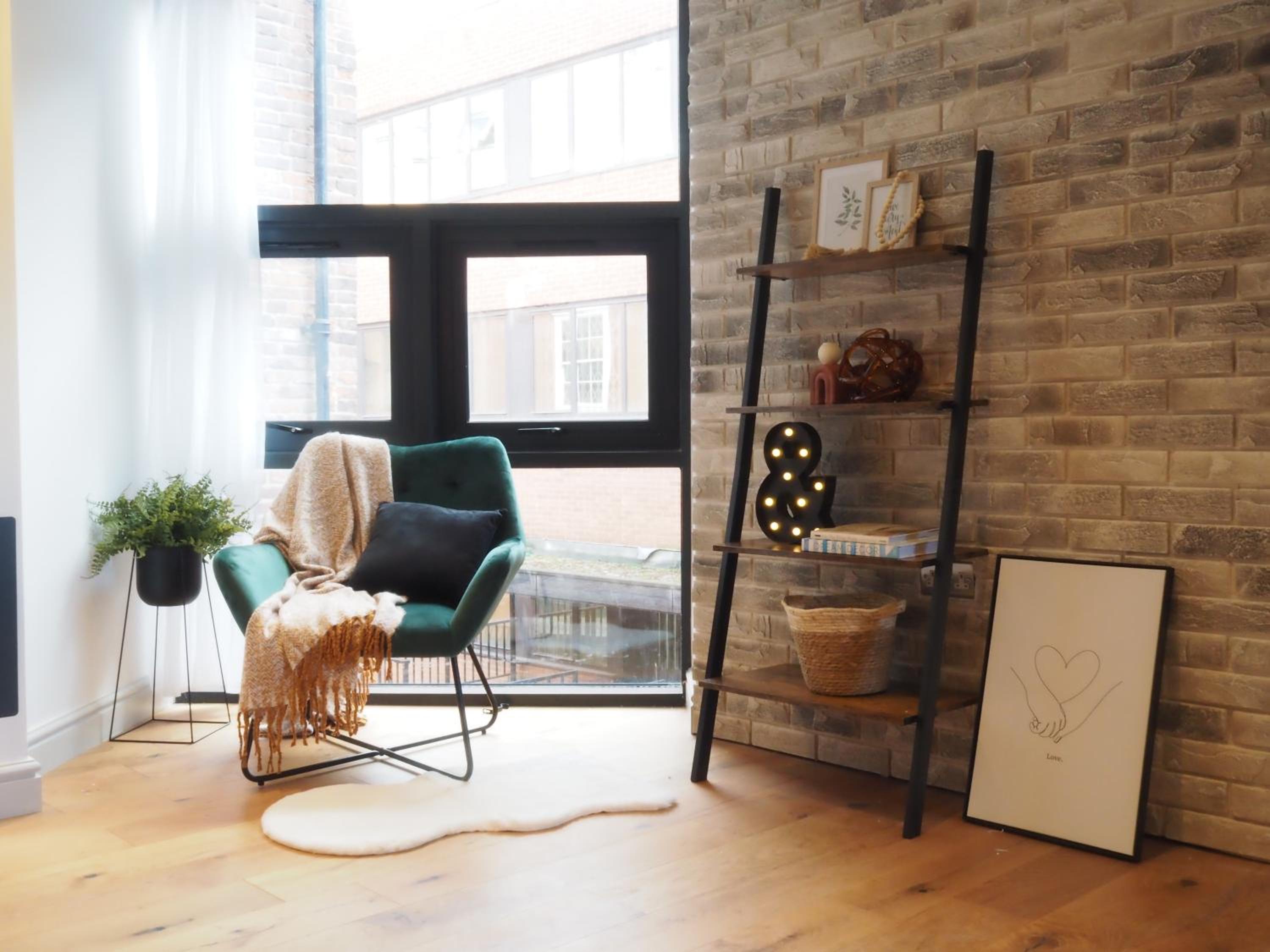 Hounds Gate Luxury Apartments by 1508 Stays view 5
