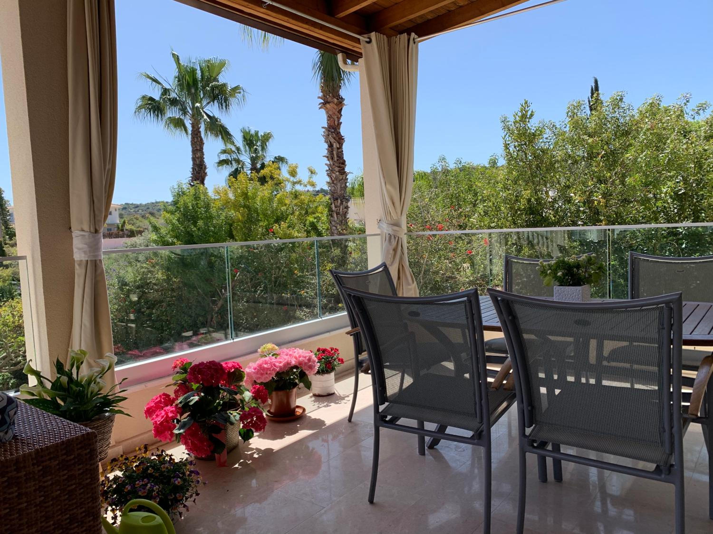 Beach Villa Elena