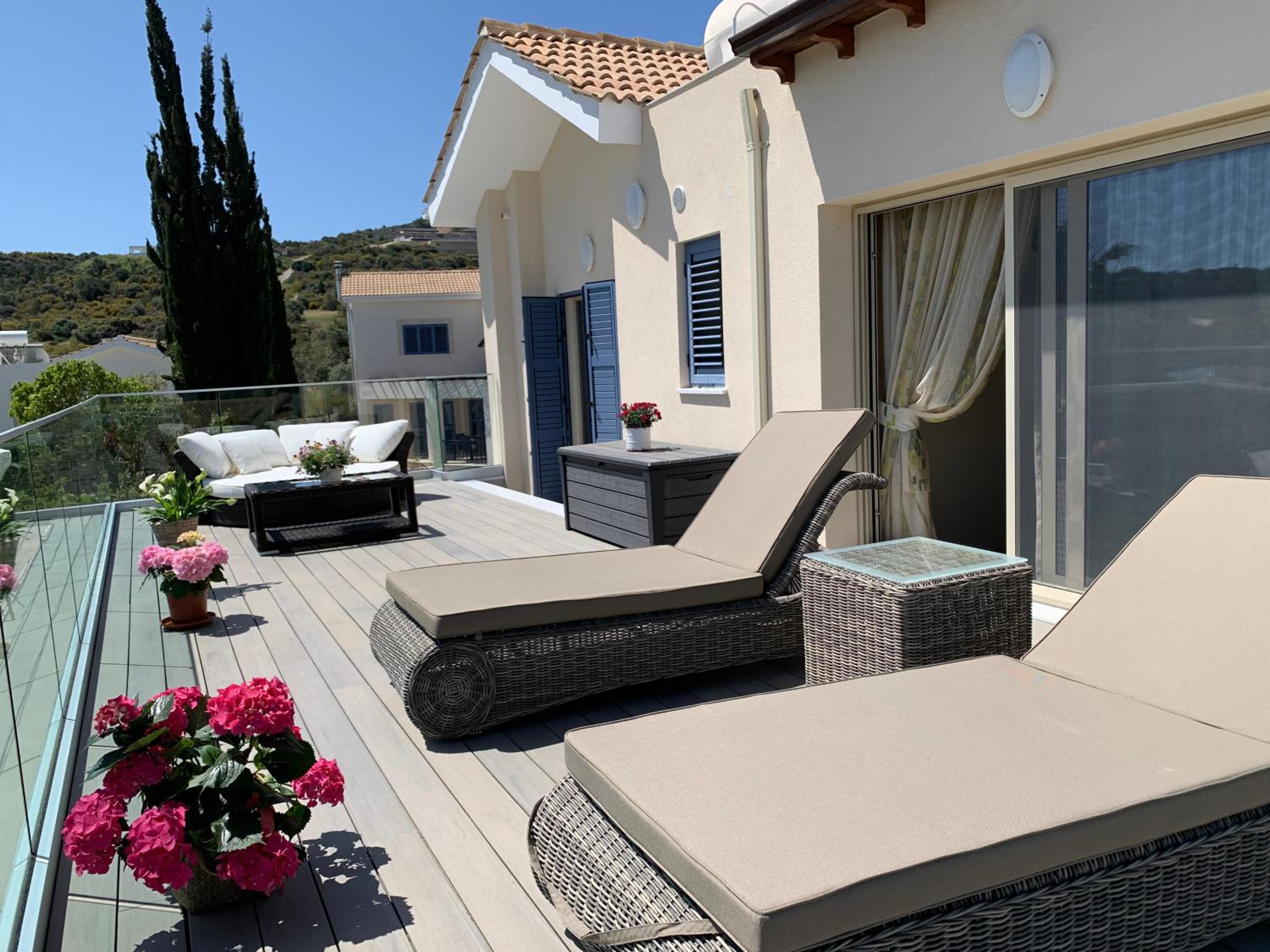 Beach Villa Elena