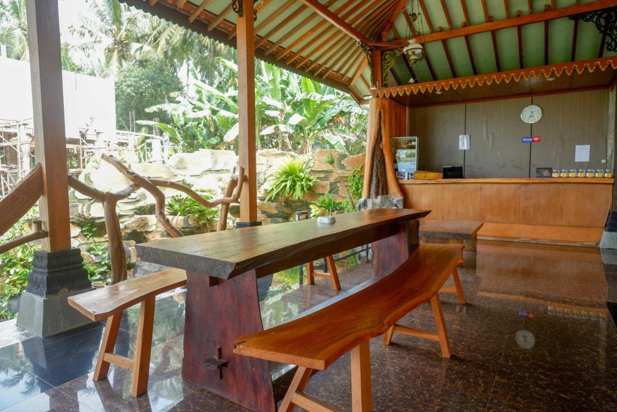 outdoor BBQ area