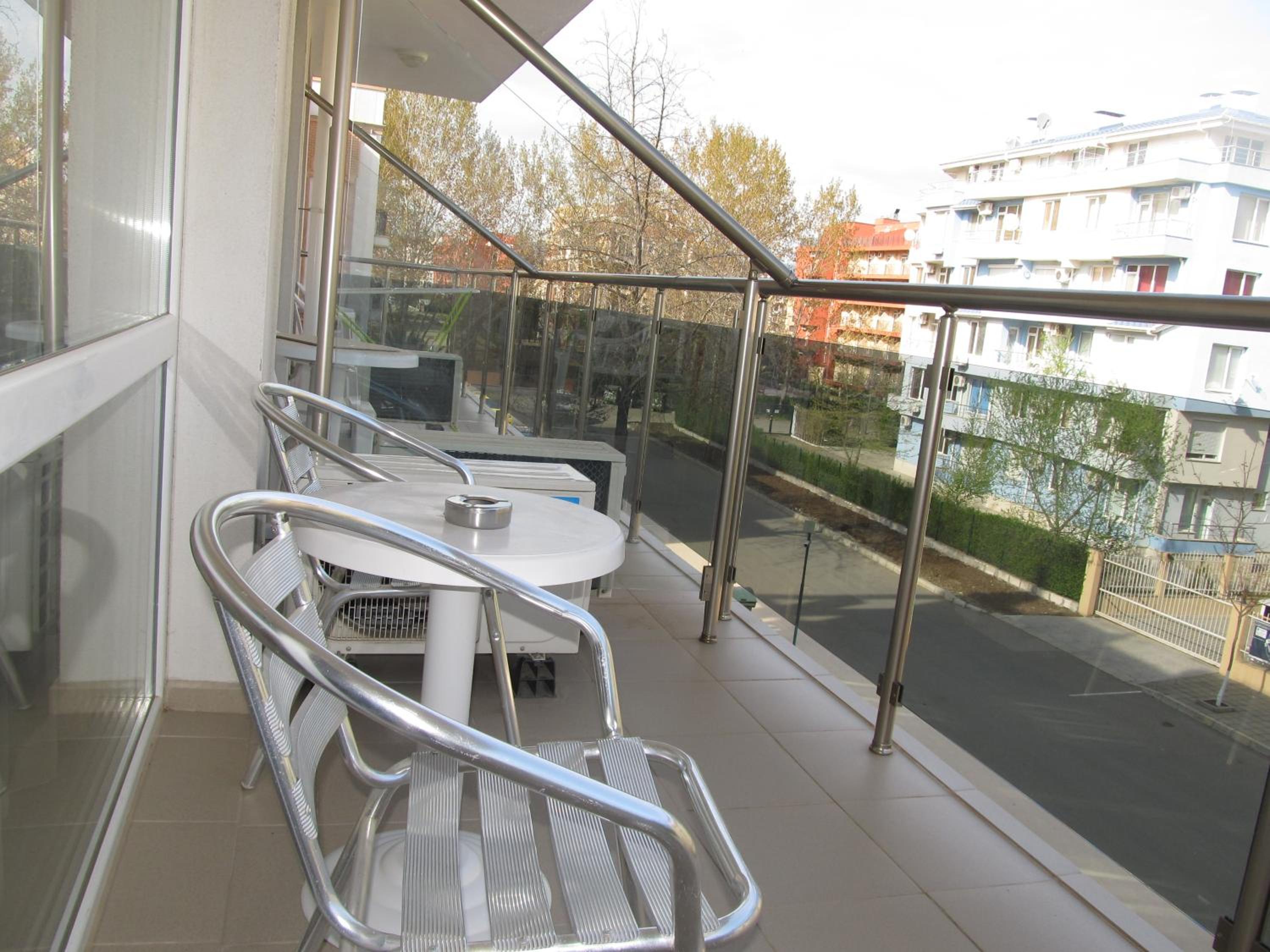 Apartments and studios in Cote d’Azure