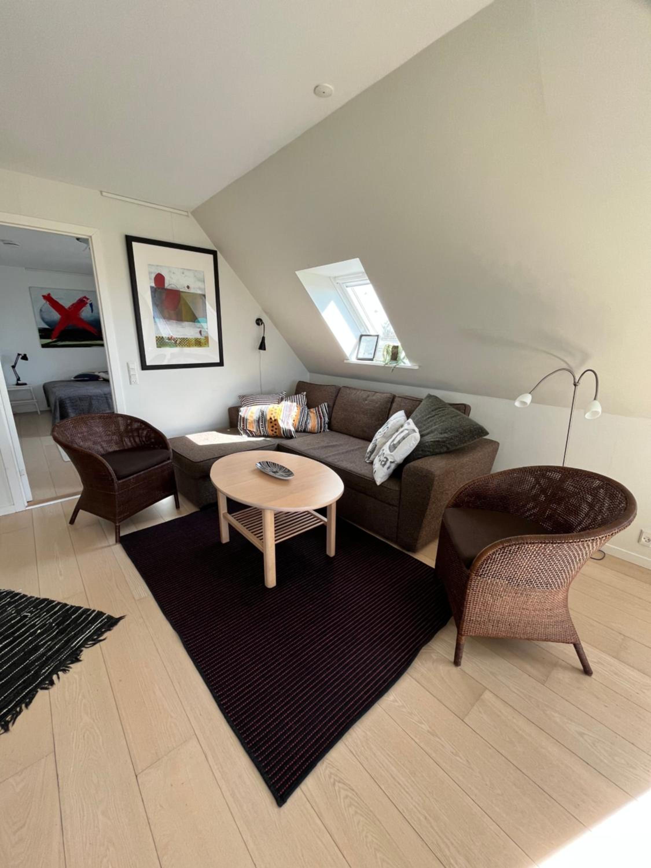Apartment Ruhetgaard Bed & kitchen