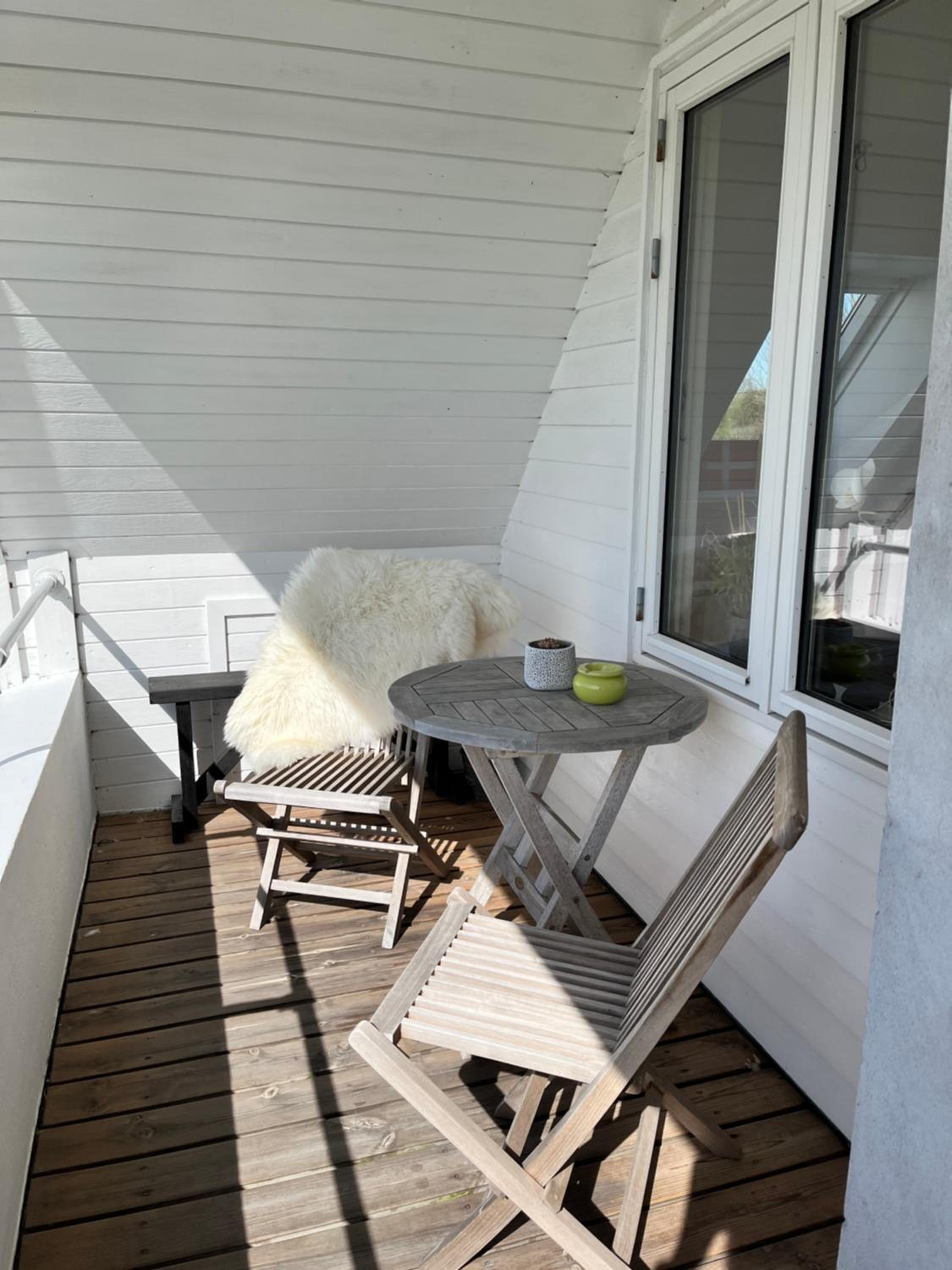 Apartment Ruhetgaard Bed & kitchen