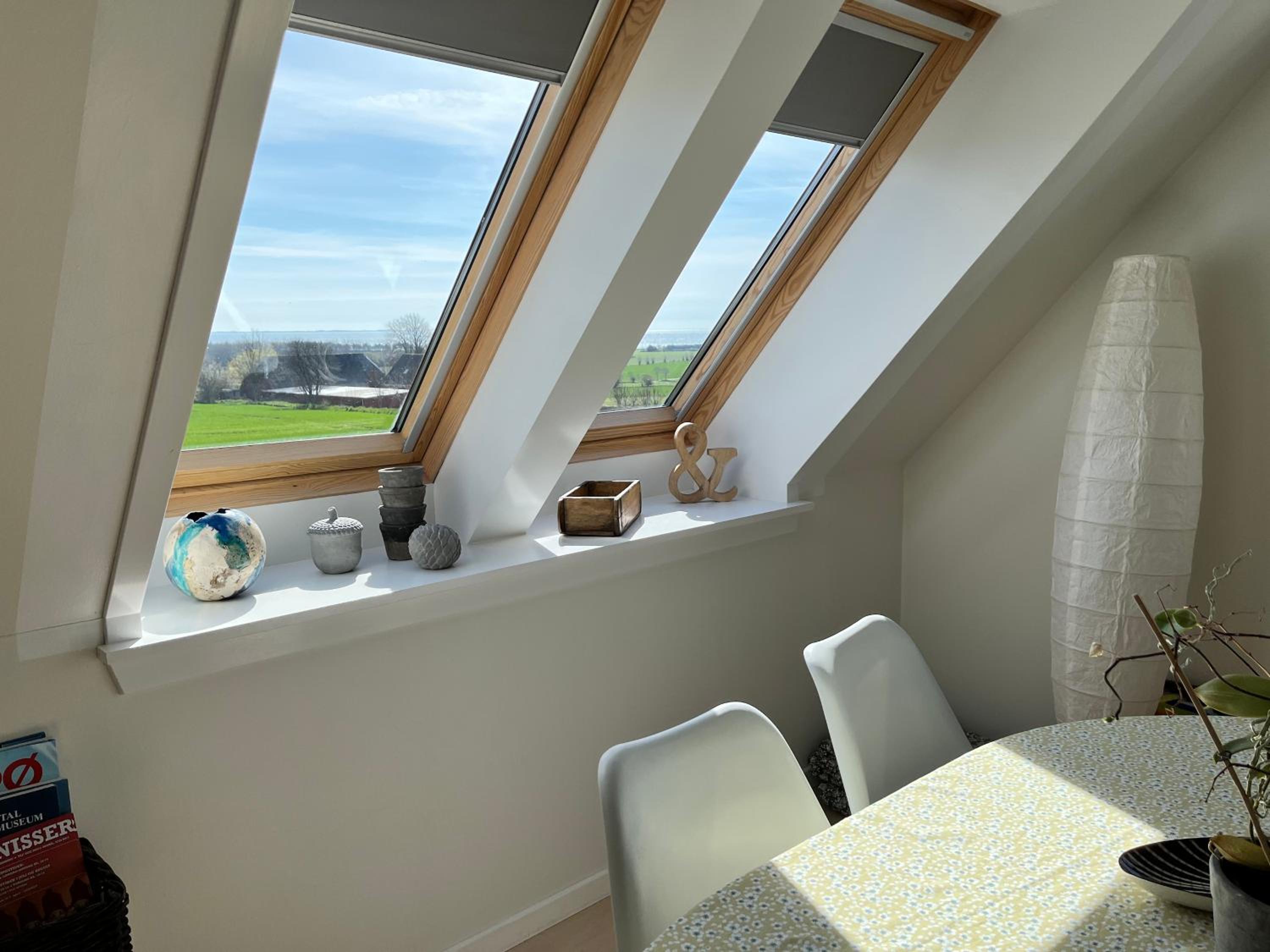 Apartment Ruhetgaard Bed & kitchen