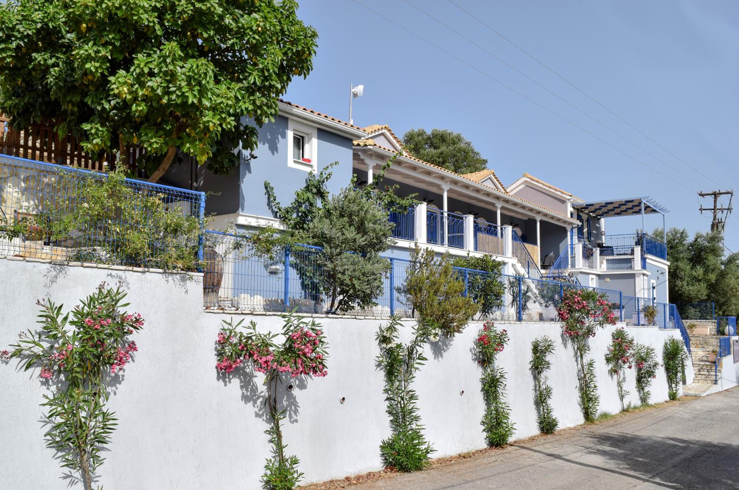 Val Di Compare Apartments photo 2