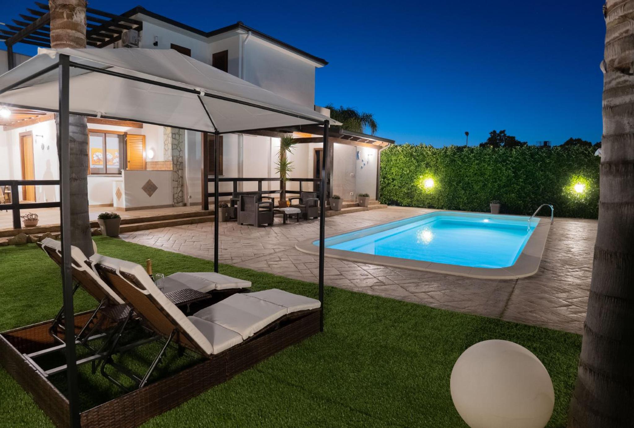 Deluxe Sicily Villa