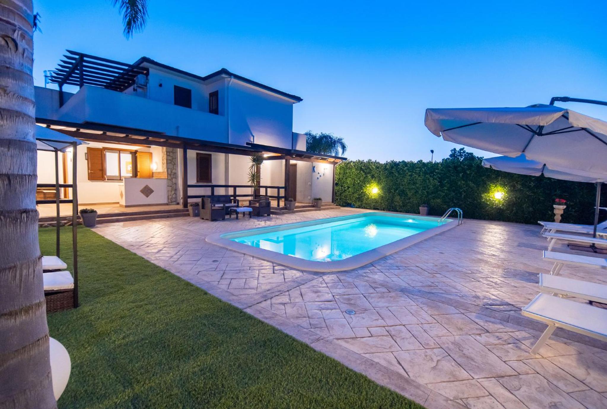 Deluxe Sicily Villa
