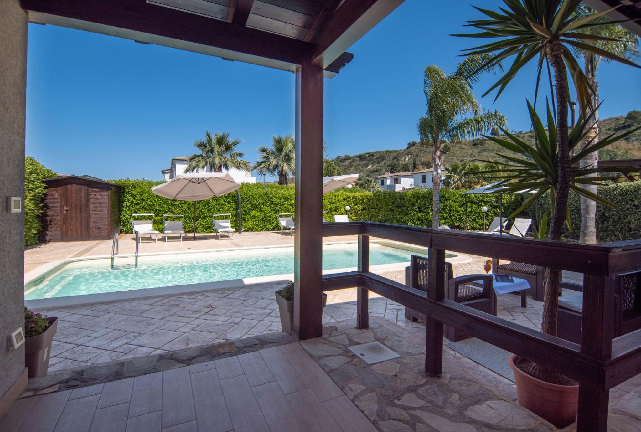 Deluxe Sicily Villa
