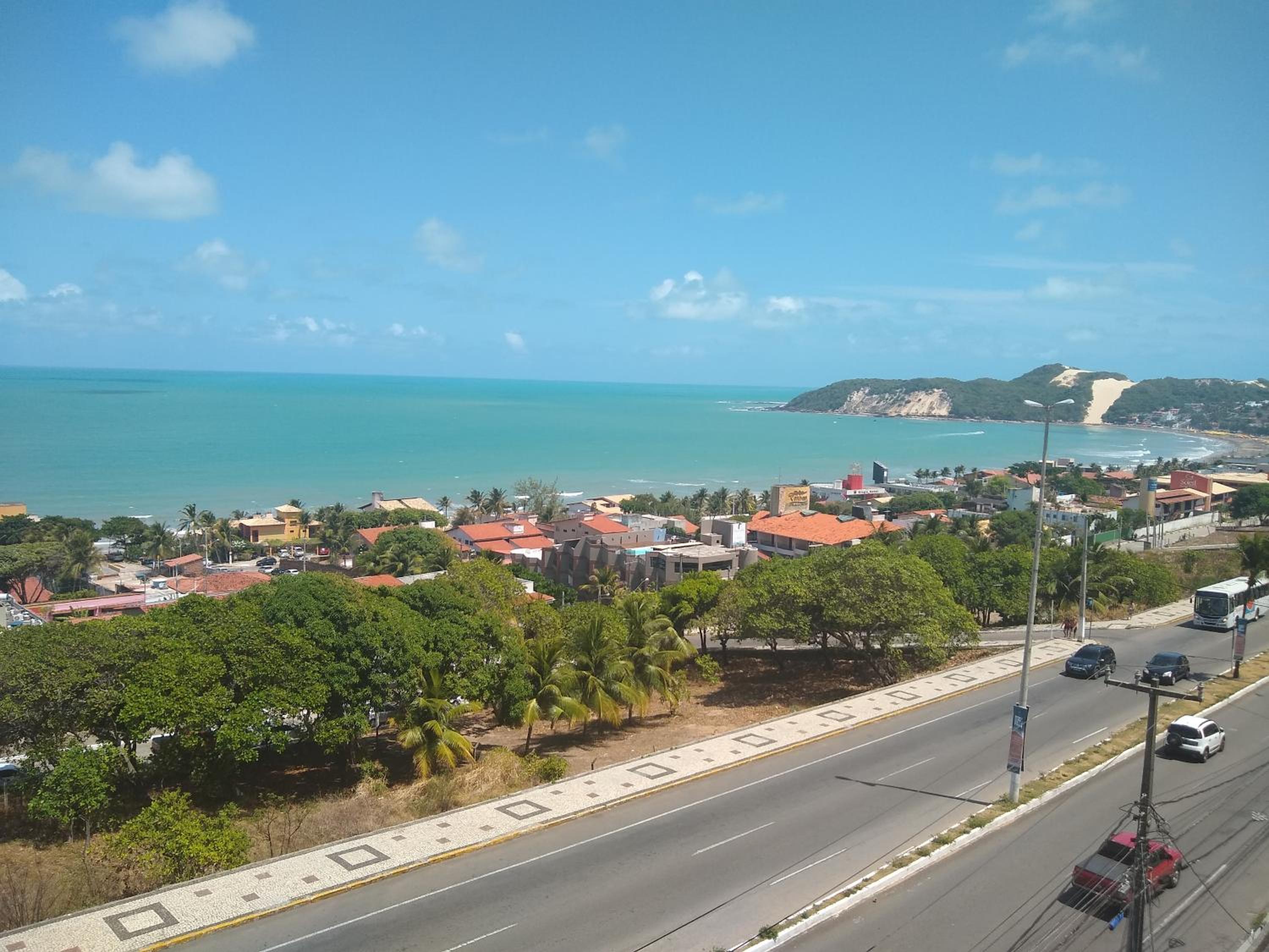 PONTA NEGRA FLAT APART