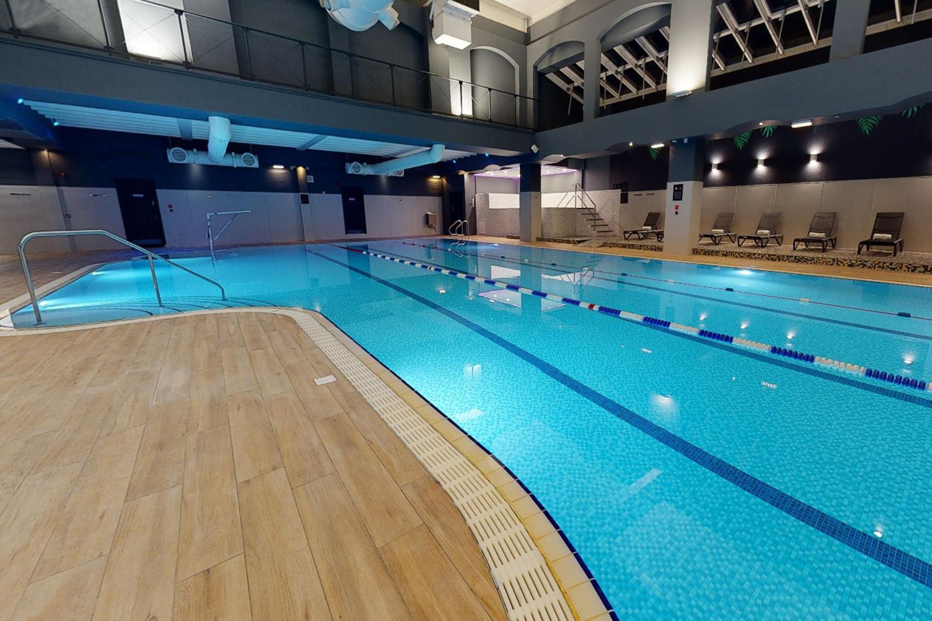 Maidstone Vacations - Village Hotel Maidstone - Property Image 6