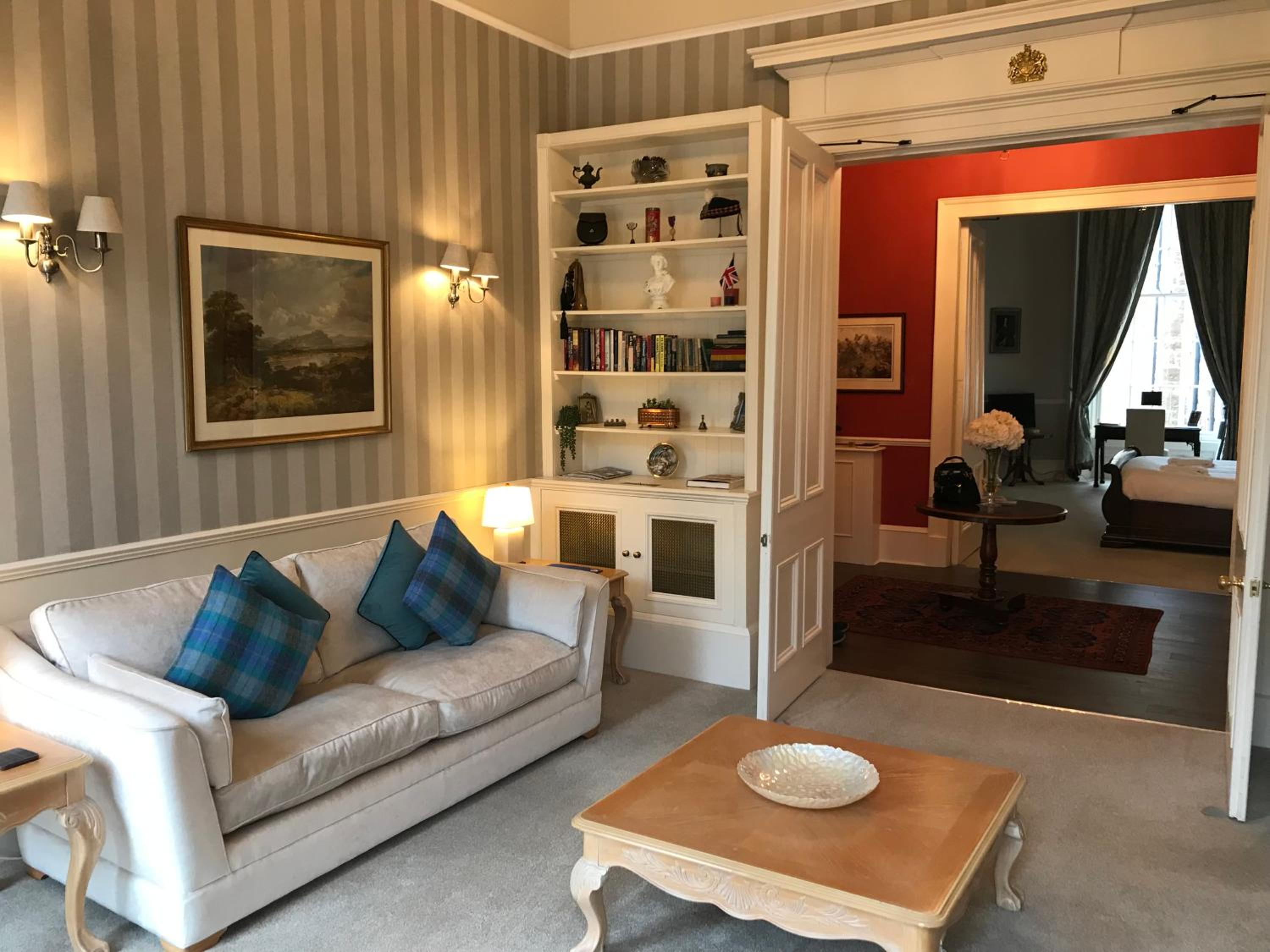 Escape To Edinburgh @ Albyn Place view 2
