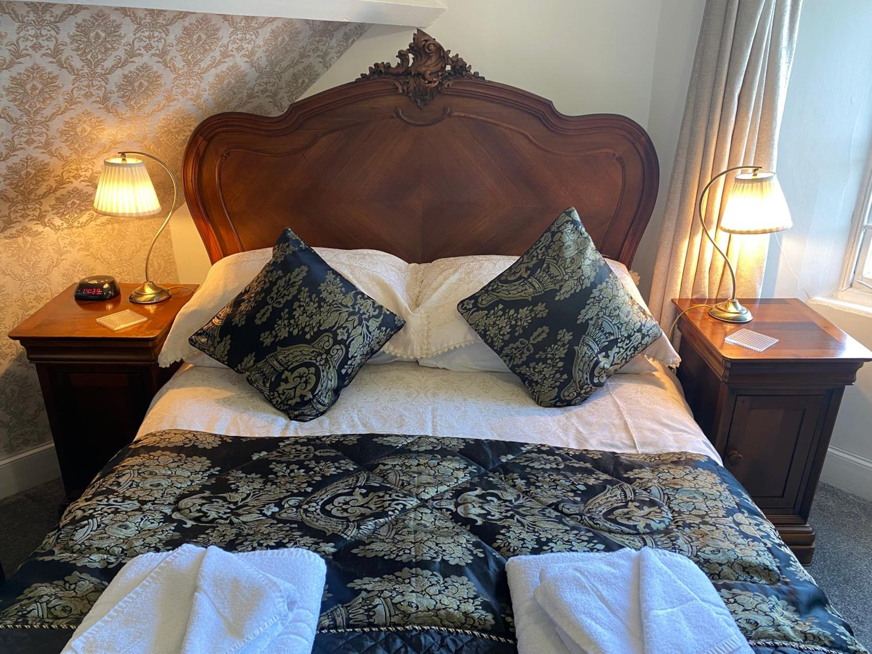 Lynton Vacations - The North Cliff Hotel - Property Image 108