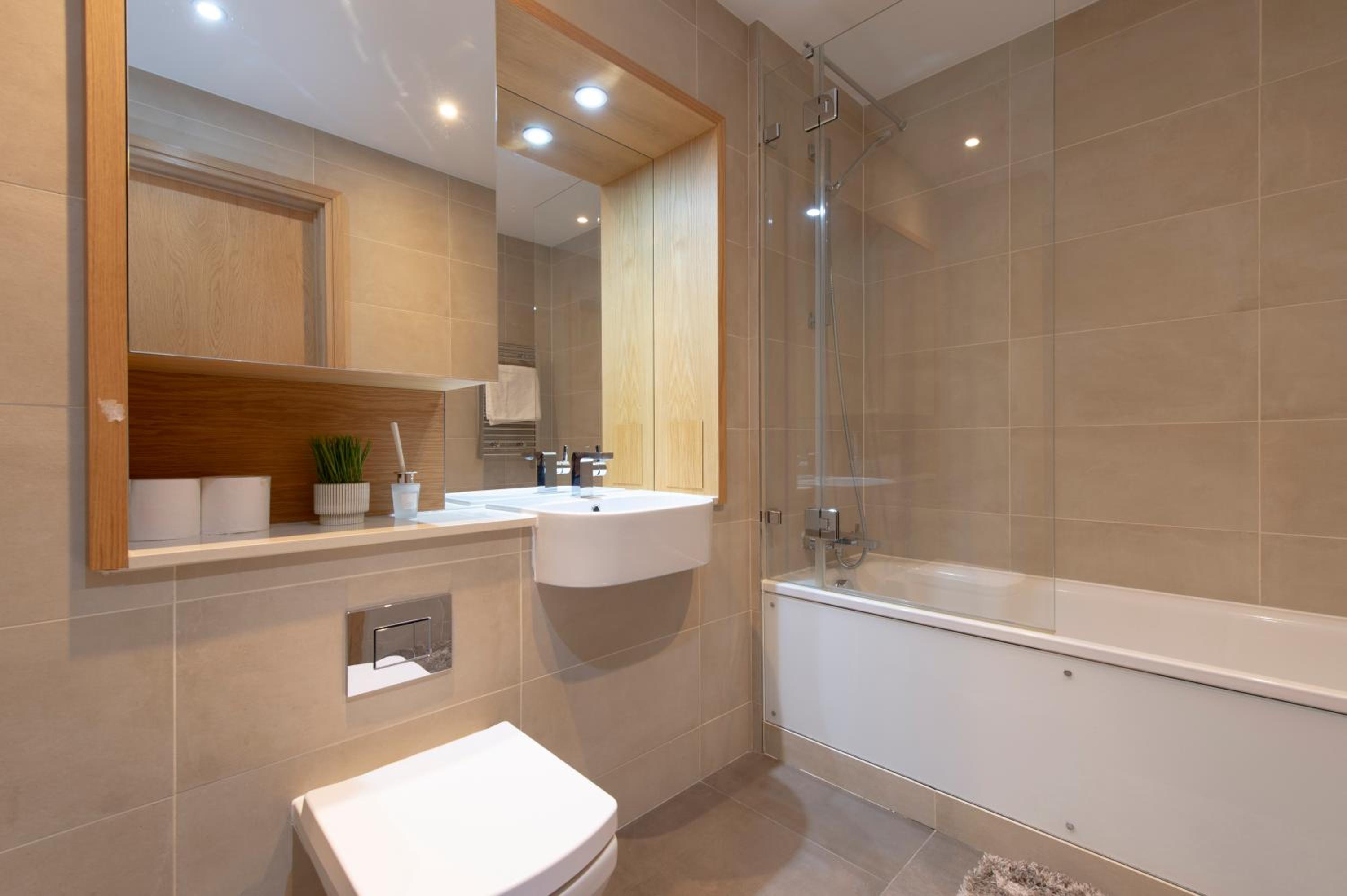 Canary Luxe Apartment