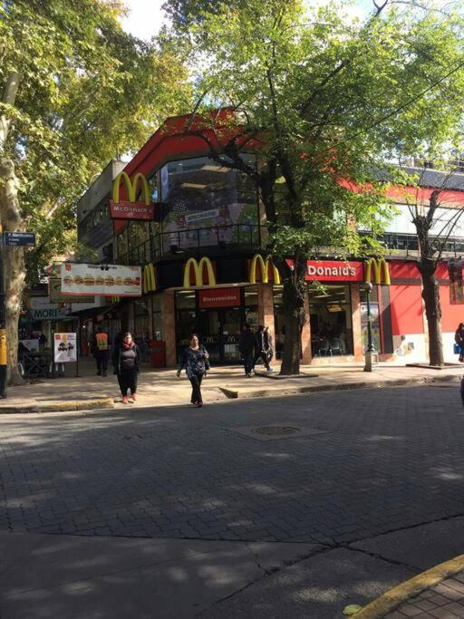 Amplio departamento en zona turística de Mendoza