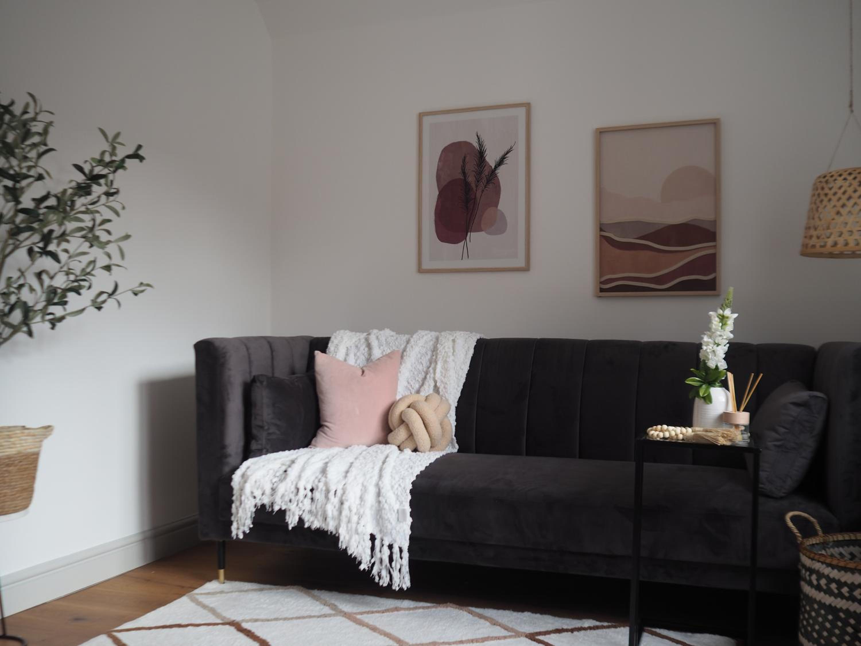 Hounds Gate Luxury Apartments by 1508 Stays view 3