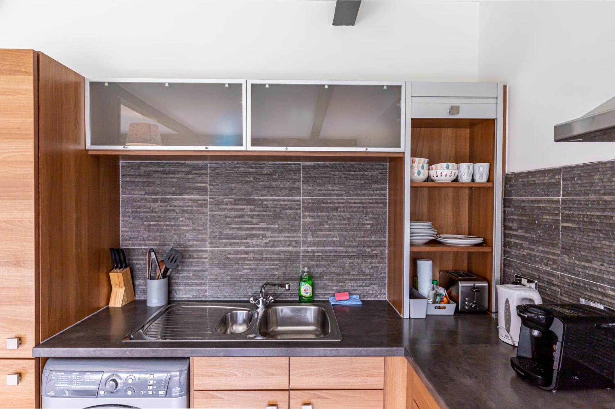 Warrington Vacations - Clock Towers, 2 Bed, Stockton Heath, Warrington, Parking - Property Image 31