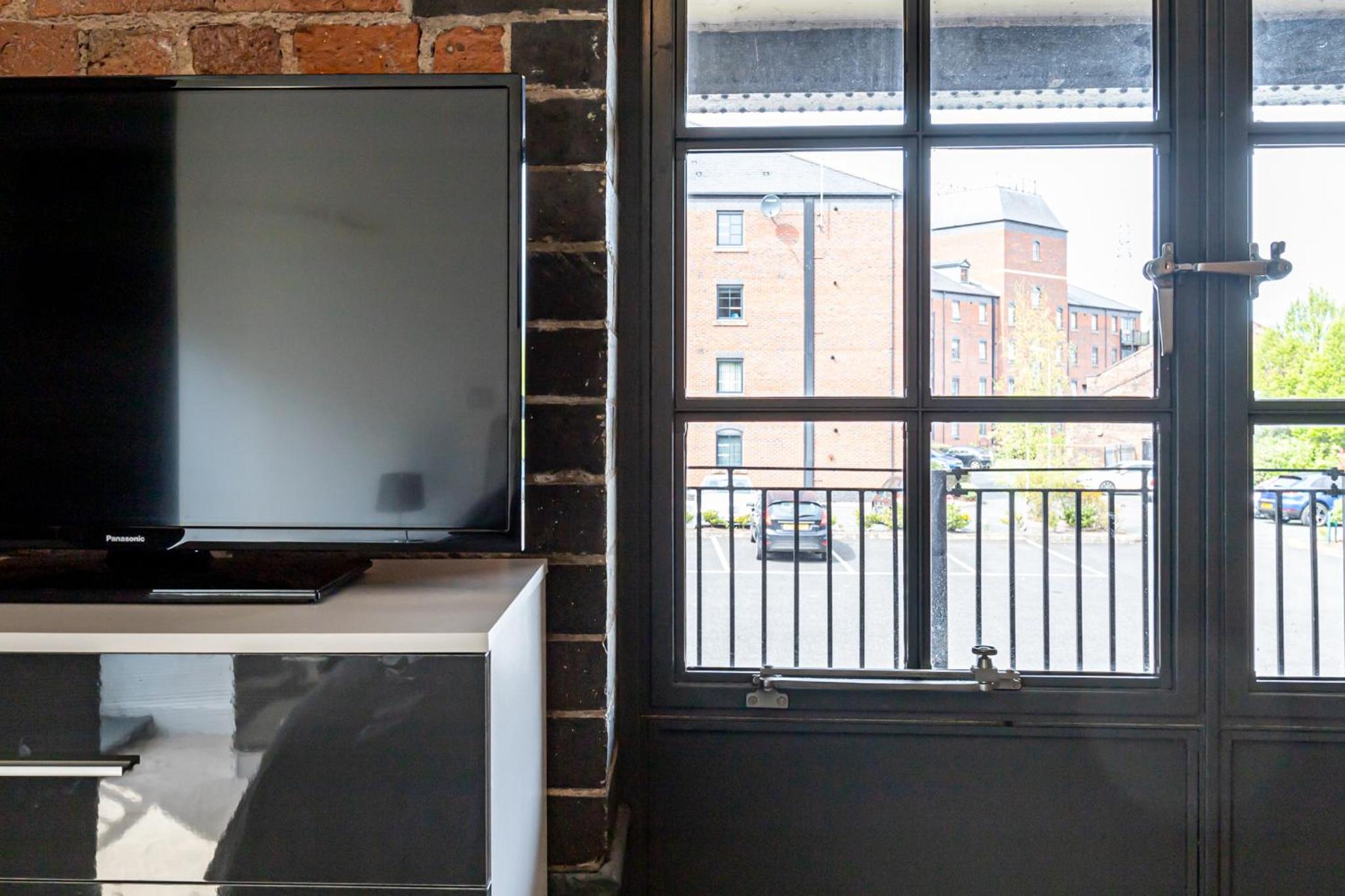 Warrington Vacations - Clock Towers, 2 Bed, Stockton Heath, Warrington, Parking - Property Image 18