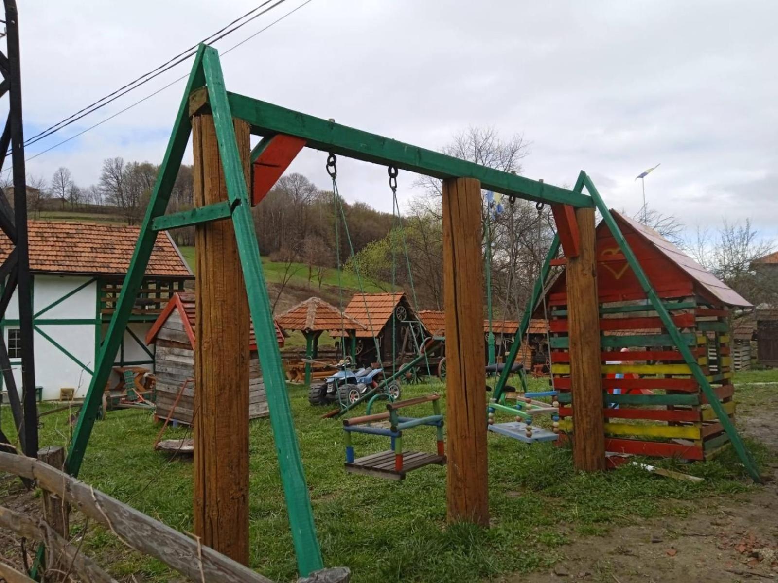 Photo 11