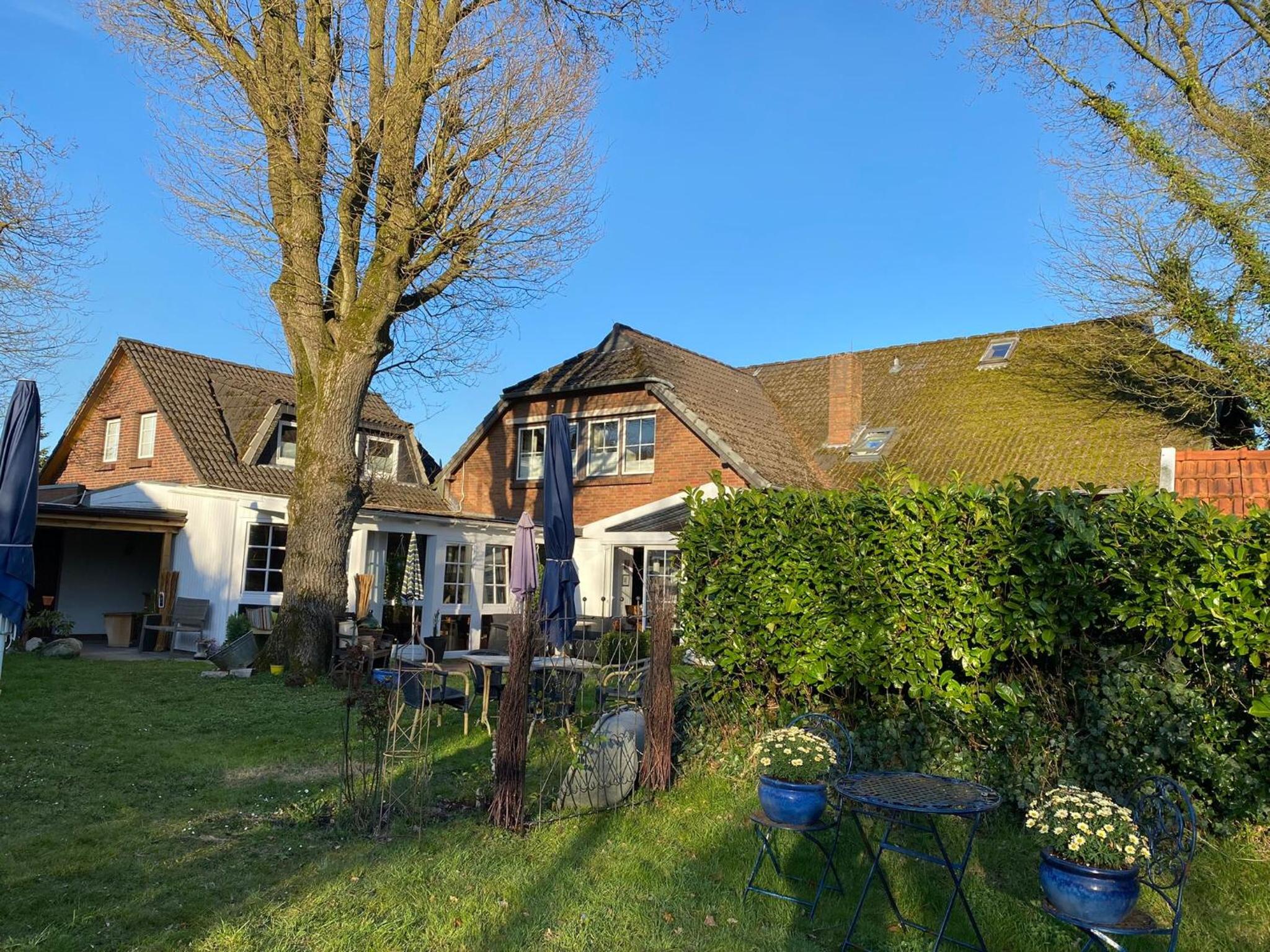 Schumacher's Landhaus - Bücherhotel