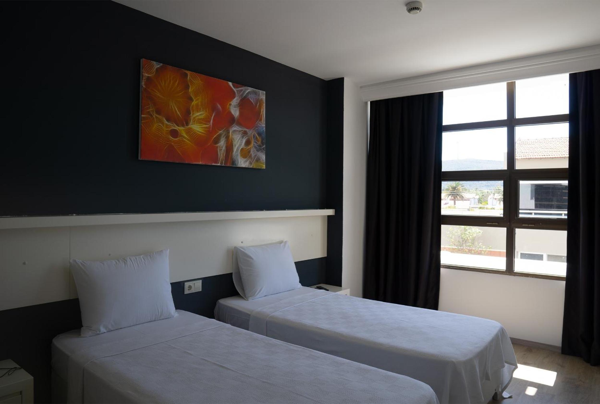 Z OTEL - Image 29