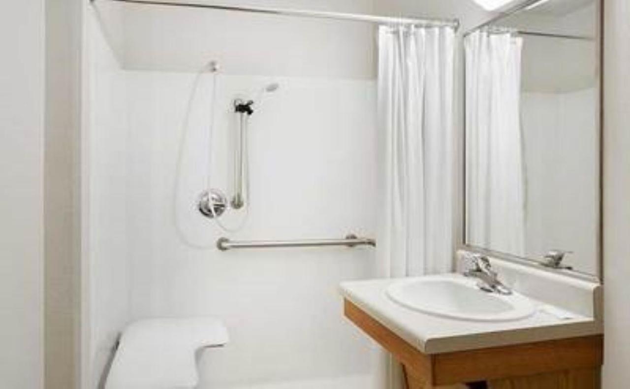 WoodSpring Suites Lebanon - Property Image 13