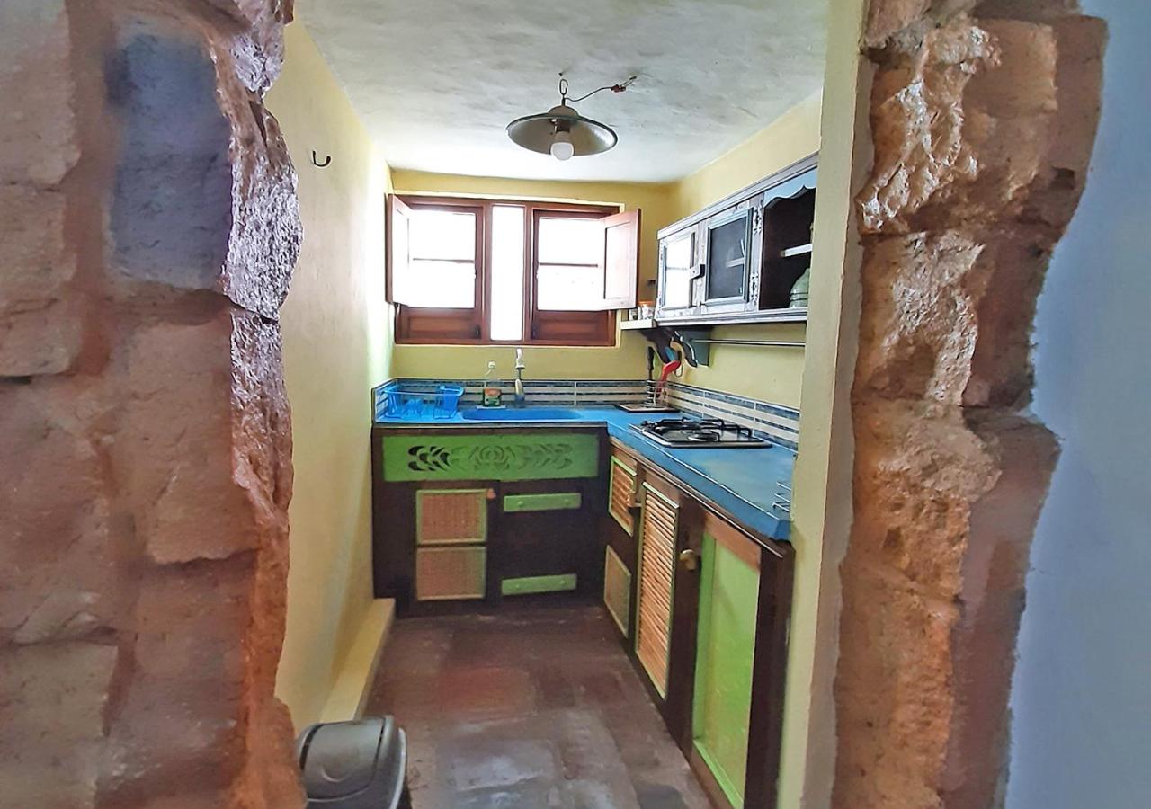 Laurel Candelaria Sweet Homes view 3