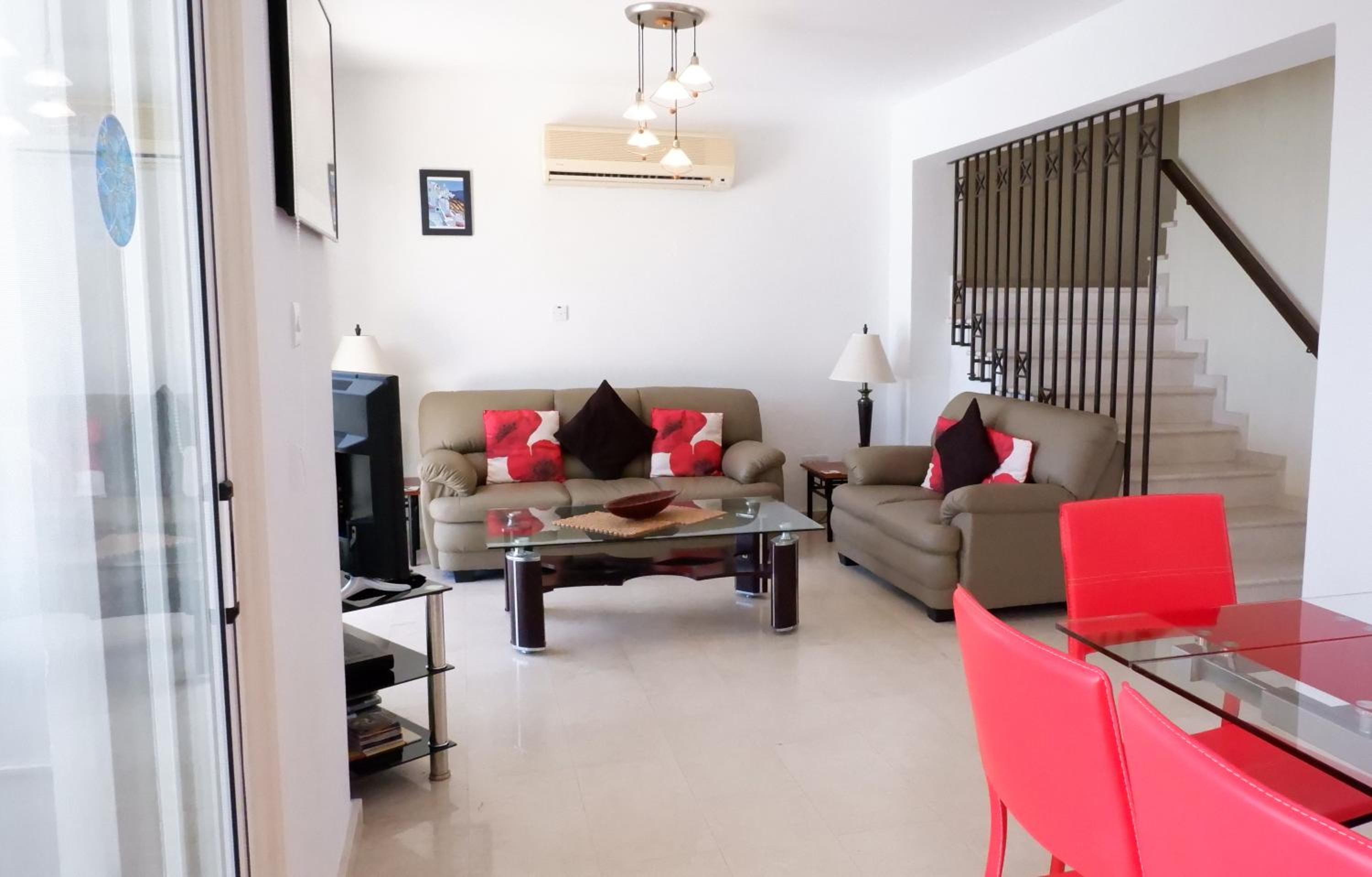H&O SUNRISE VILLA IN Coral Bay!