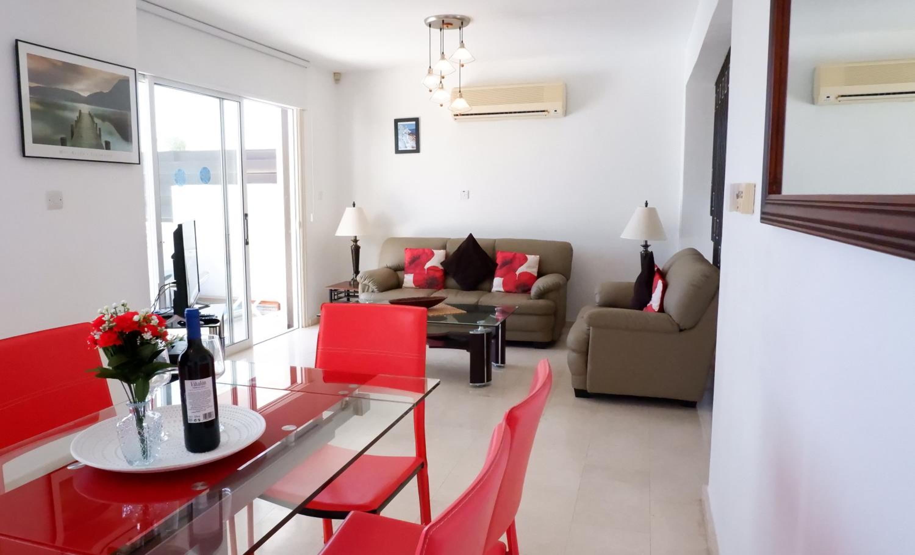 H&O SUNRISE VILLA IN Coral Bay!