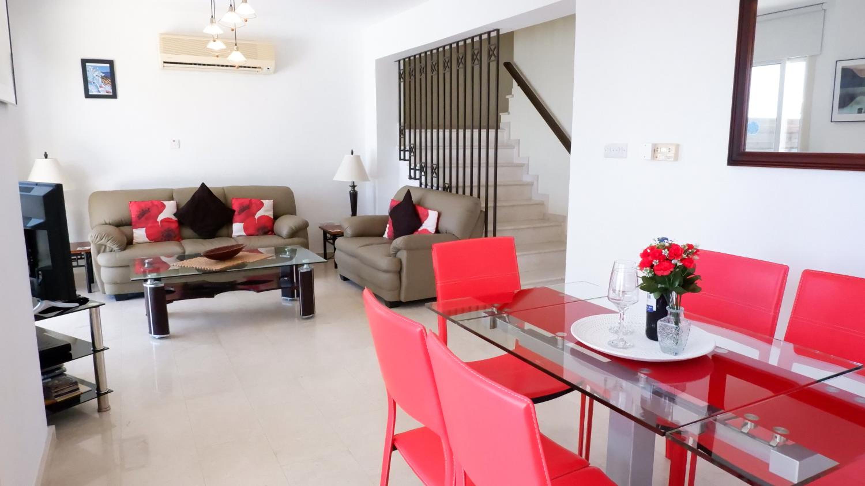 H&O SUNRISE VILLA IN Coral Bay!