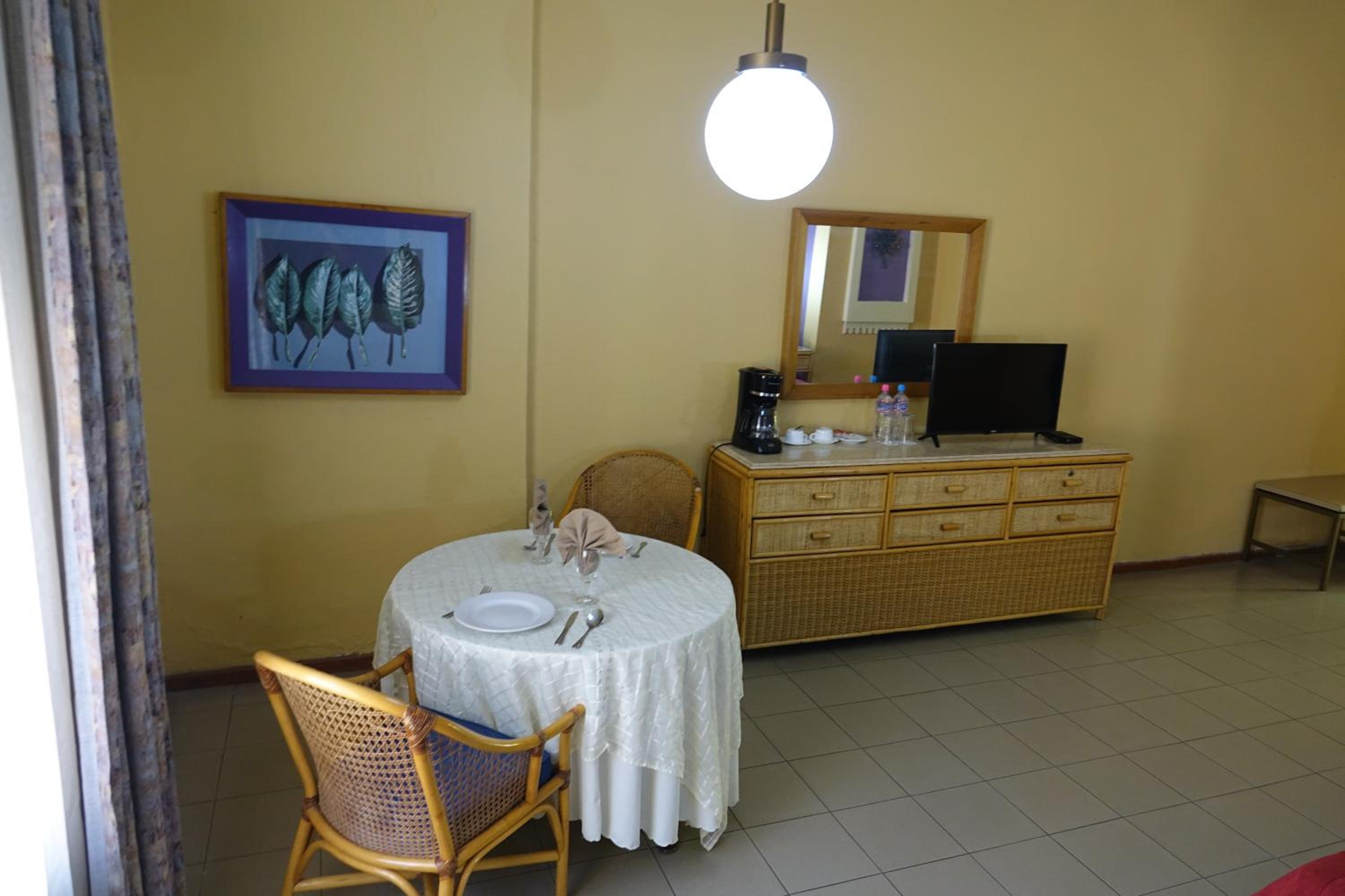 Colima Vacations - Hotel America - Property Image 3