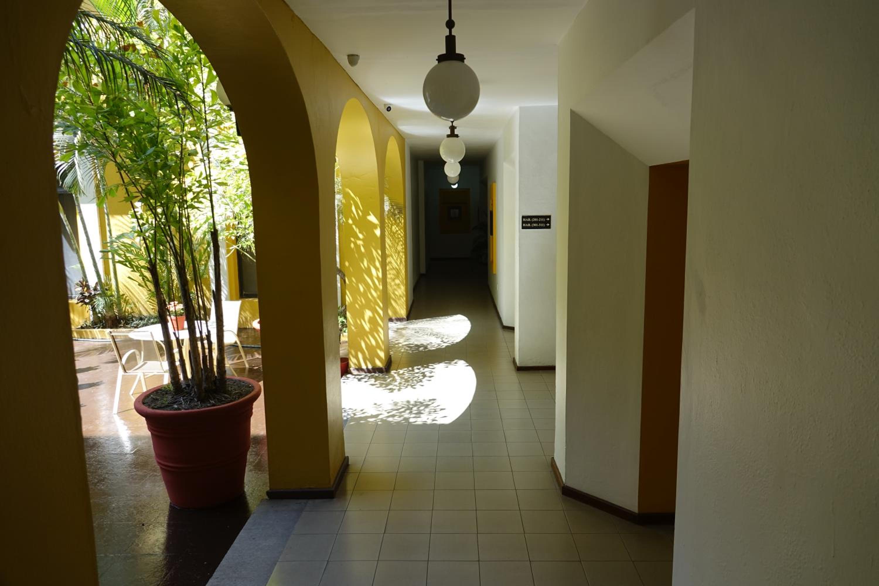 Colima Vacations - Hotel America - Property Image 8