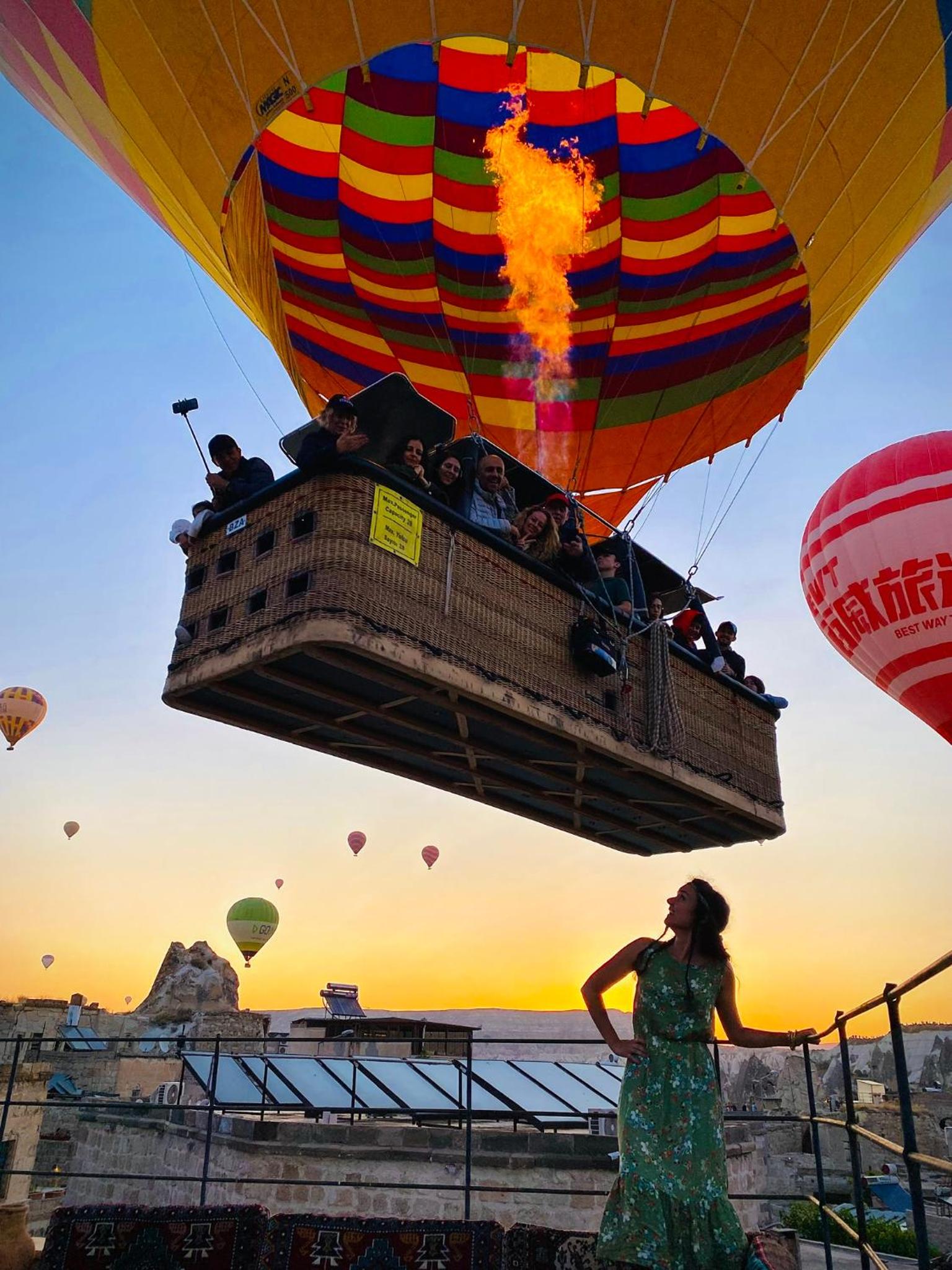 Rose Cave Hotel - Image 6