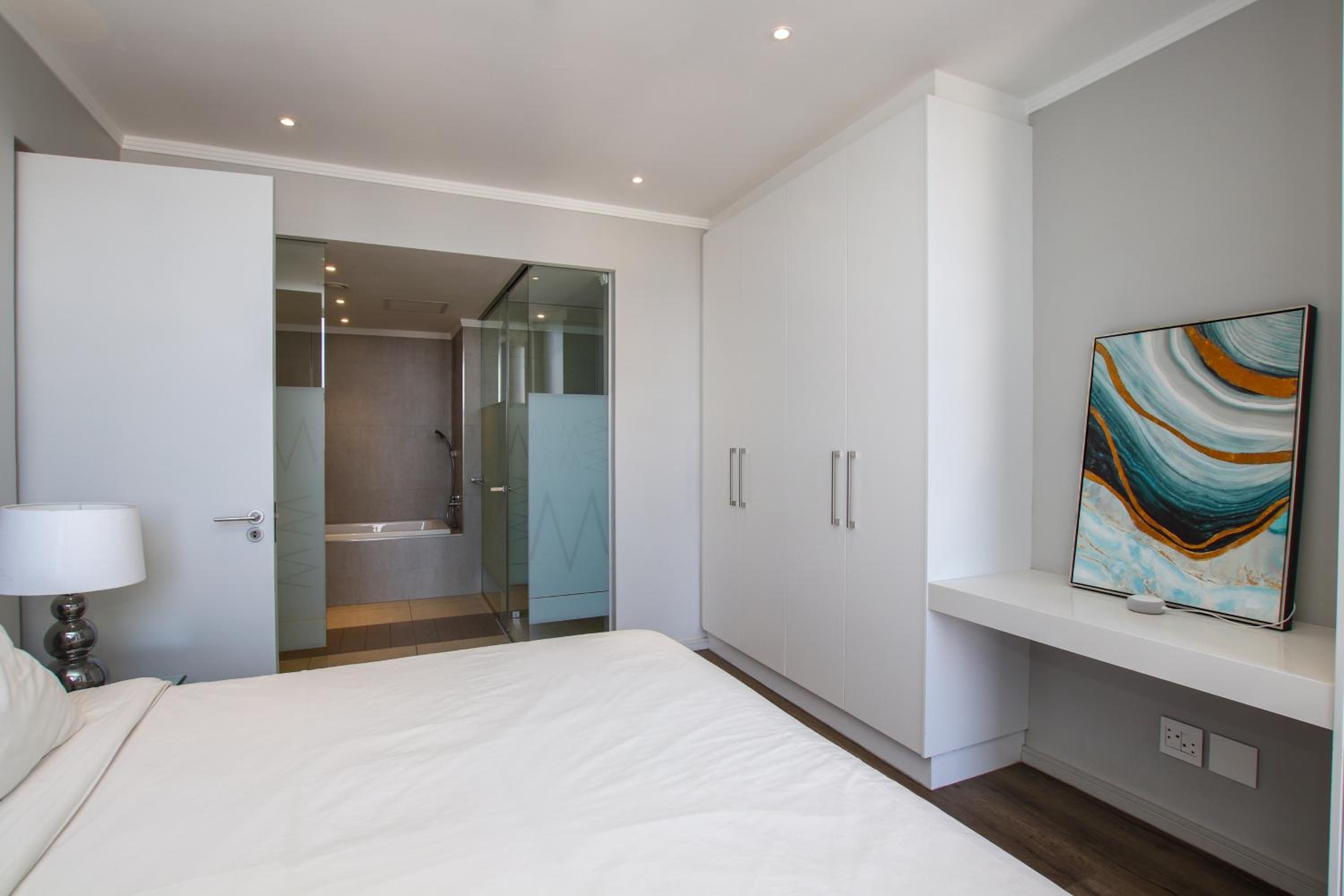 Sandton Smart Apartment Eleven