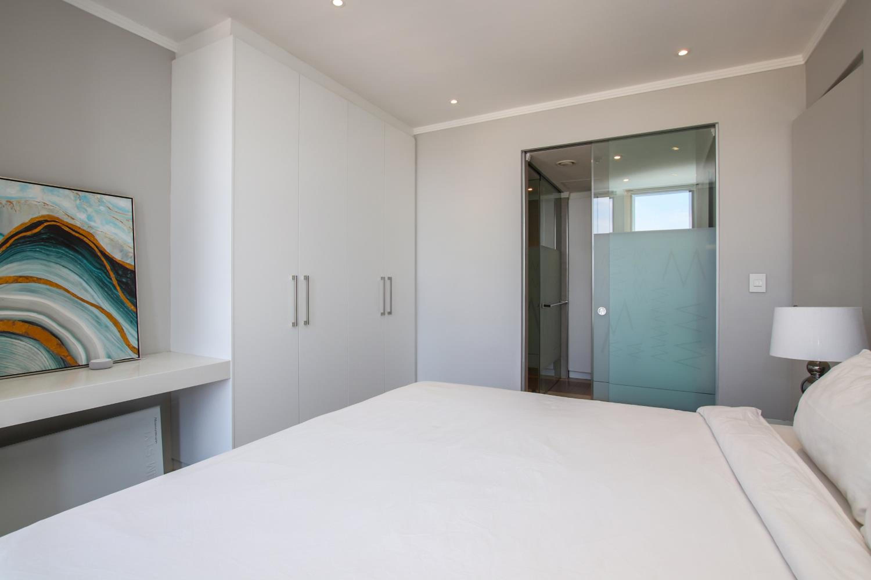 Sandton Smart Apartment Eleven