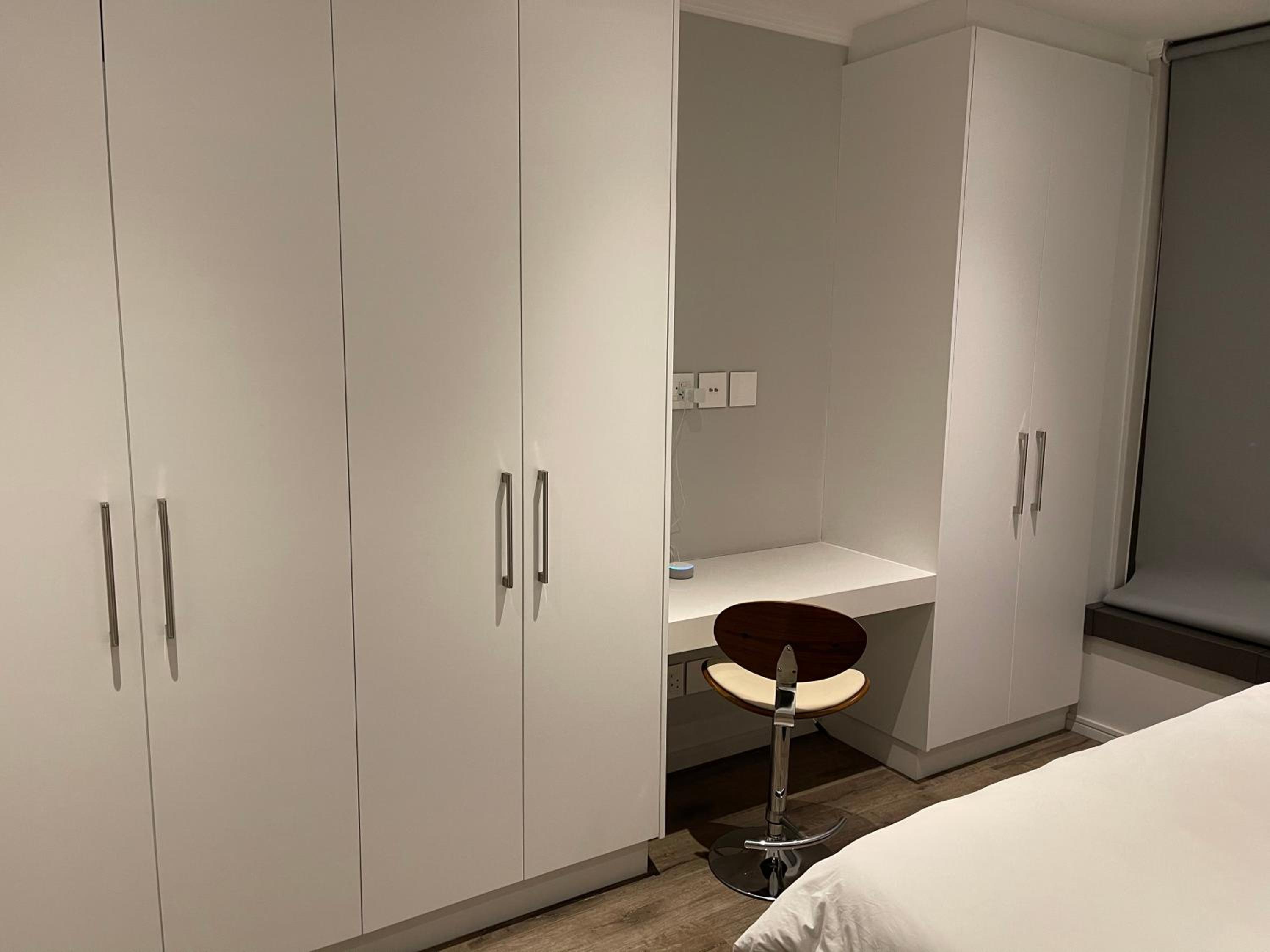Sandton Smart Apartment Eleven