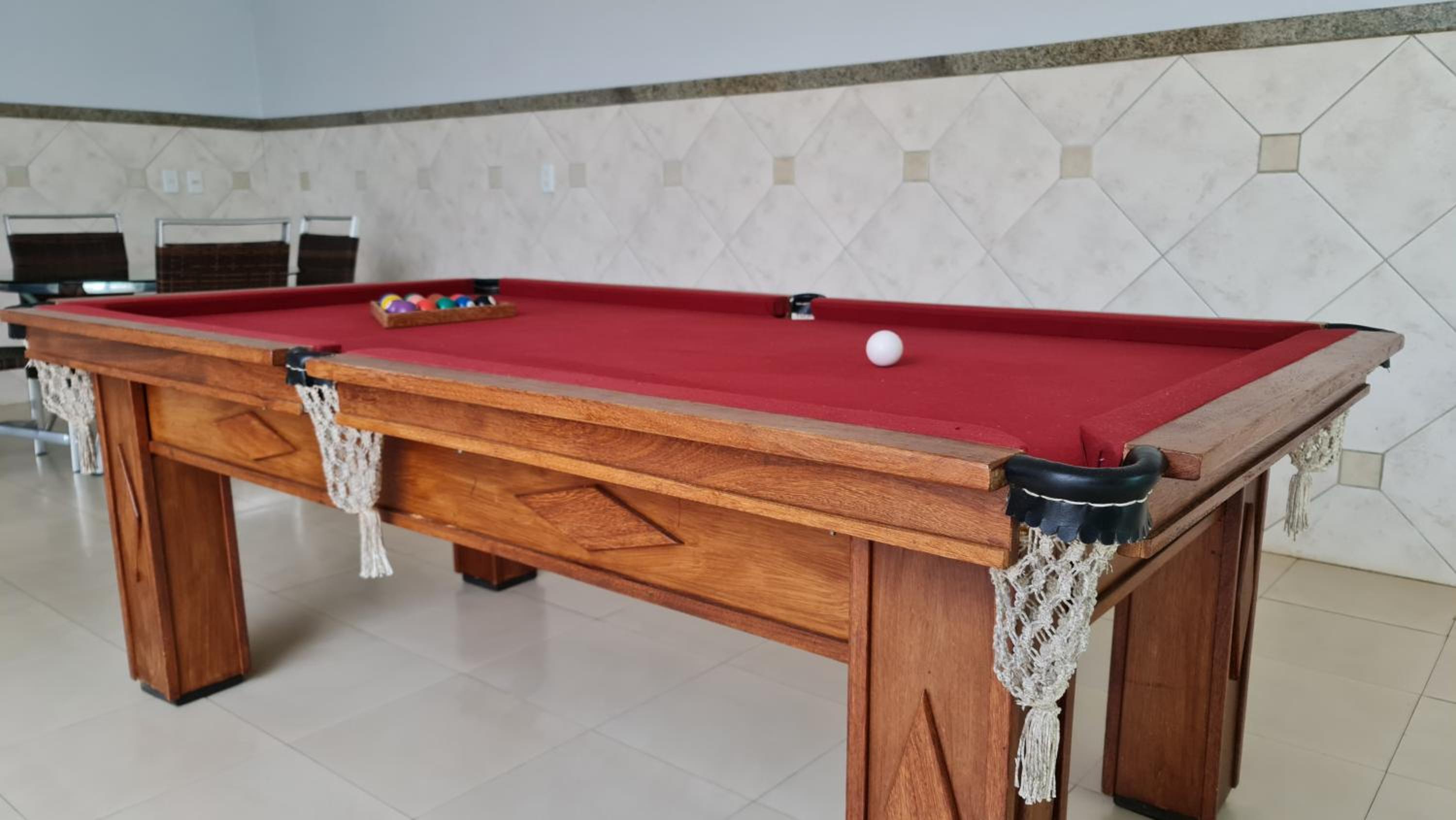 Casa Rosa com 7 quartos - Edícula completa a 150 metros da Praia