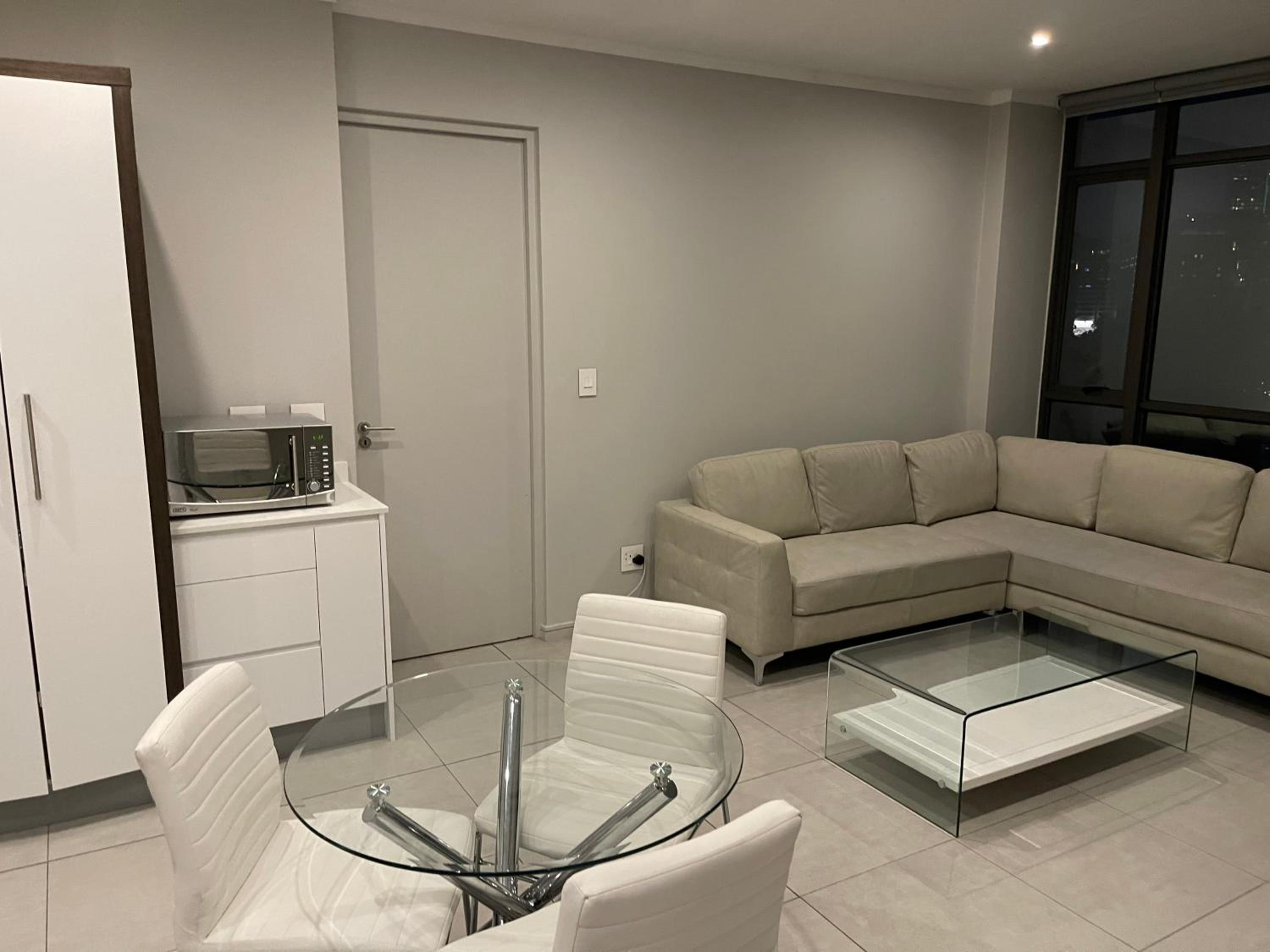Sandton Smart Apartment Ten photo 5