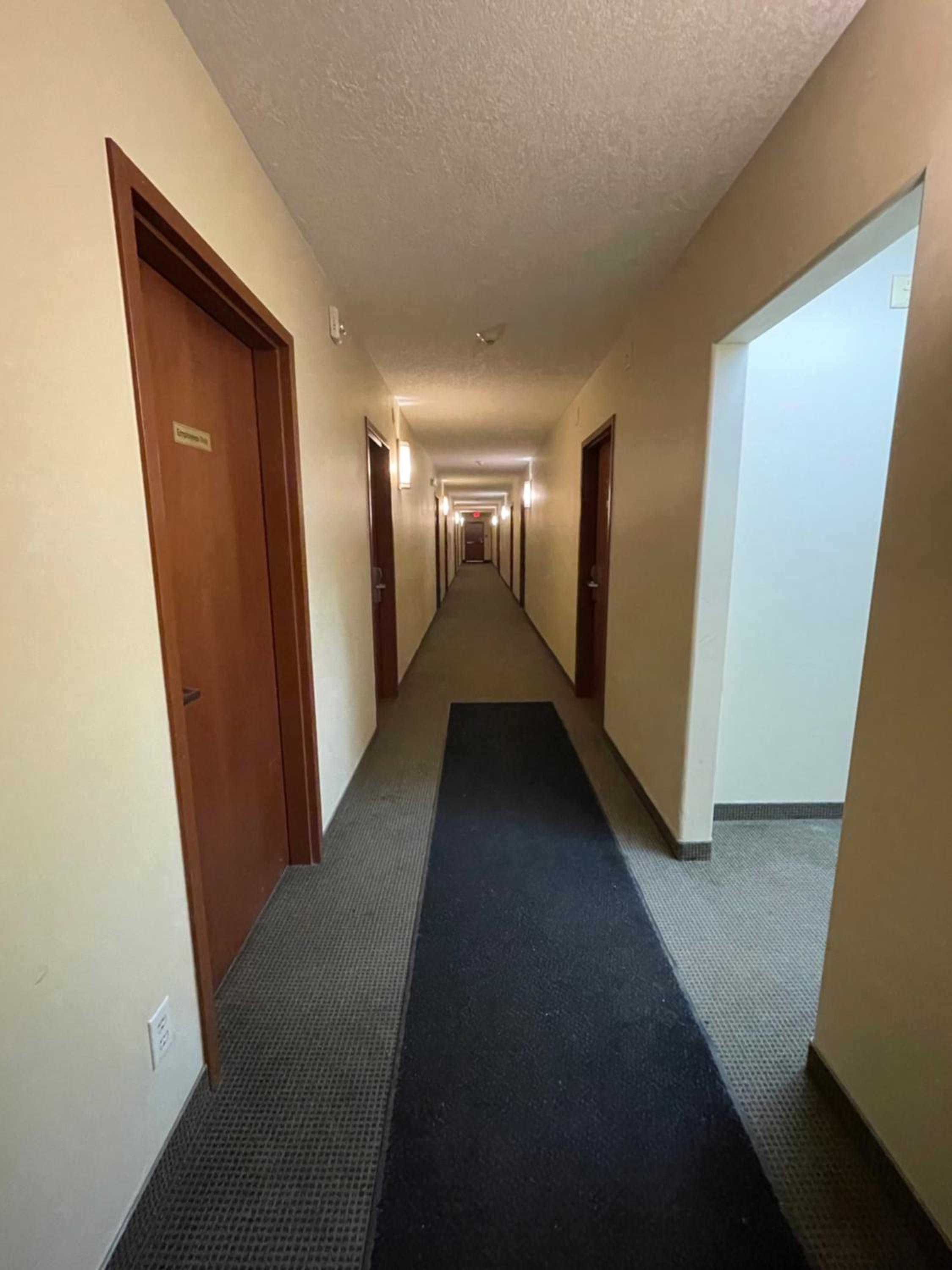Circle 6 Motel