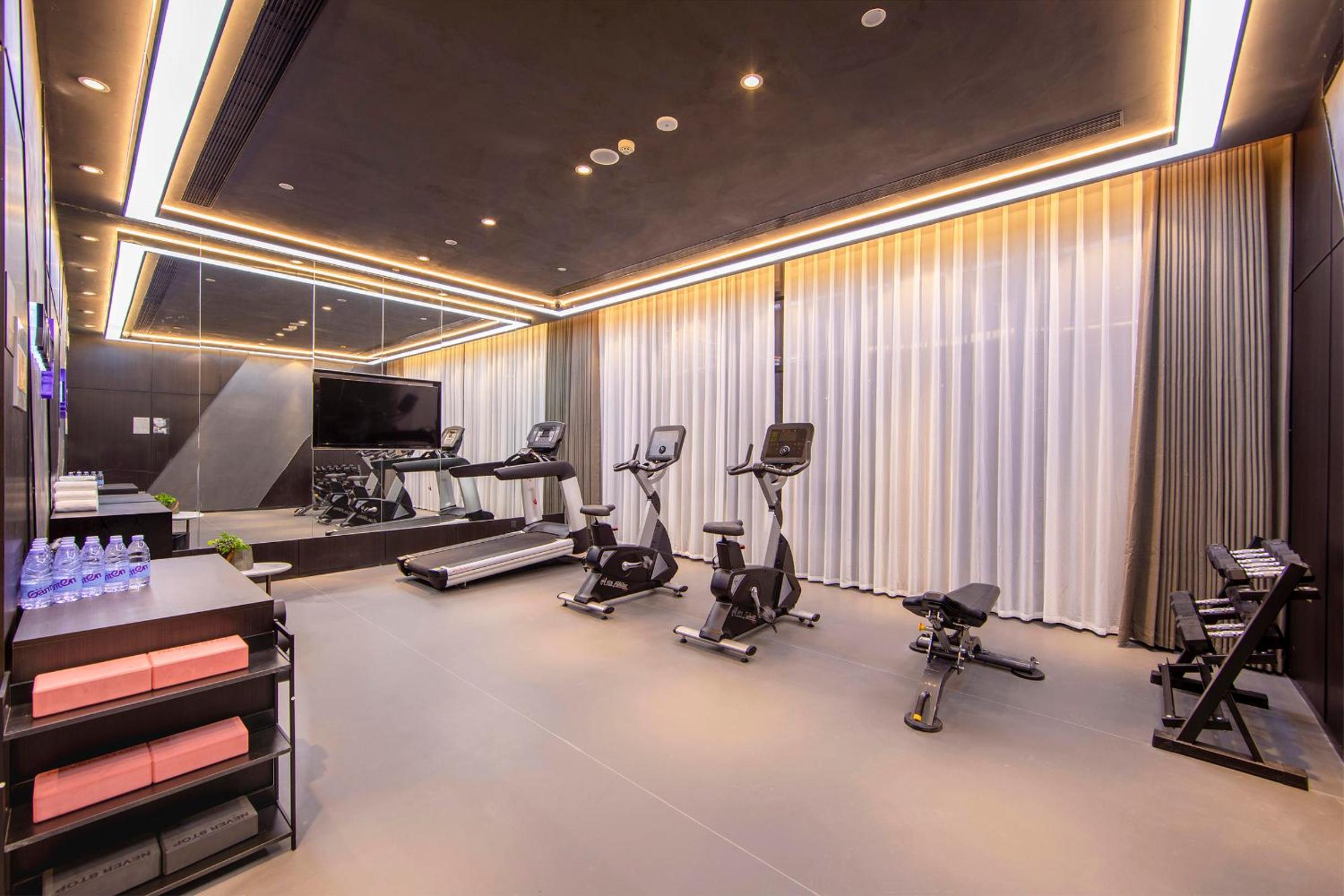 Atour Hotel Zhengzhou Xinzheng International Airport